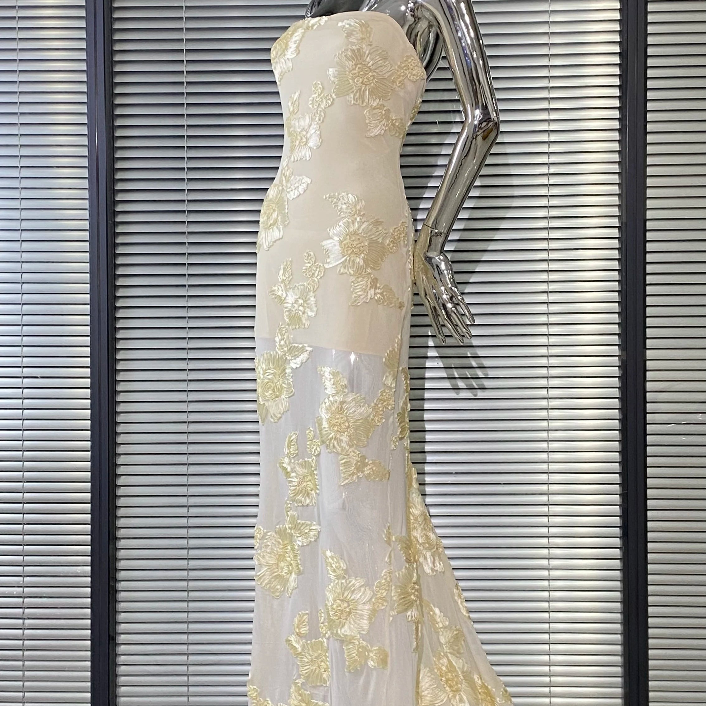 Top Quality Women Sexy Strapless Embroidery Floor-length Maxi Dress Celebrate Evening Party Prom Cocktail Outfit Wholesale