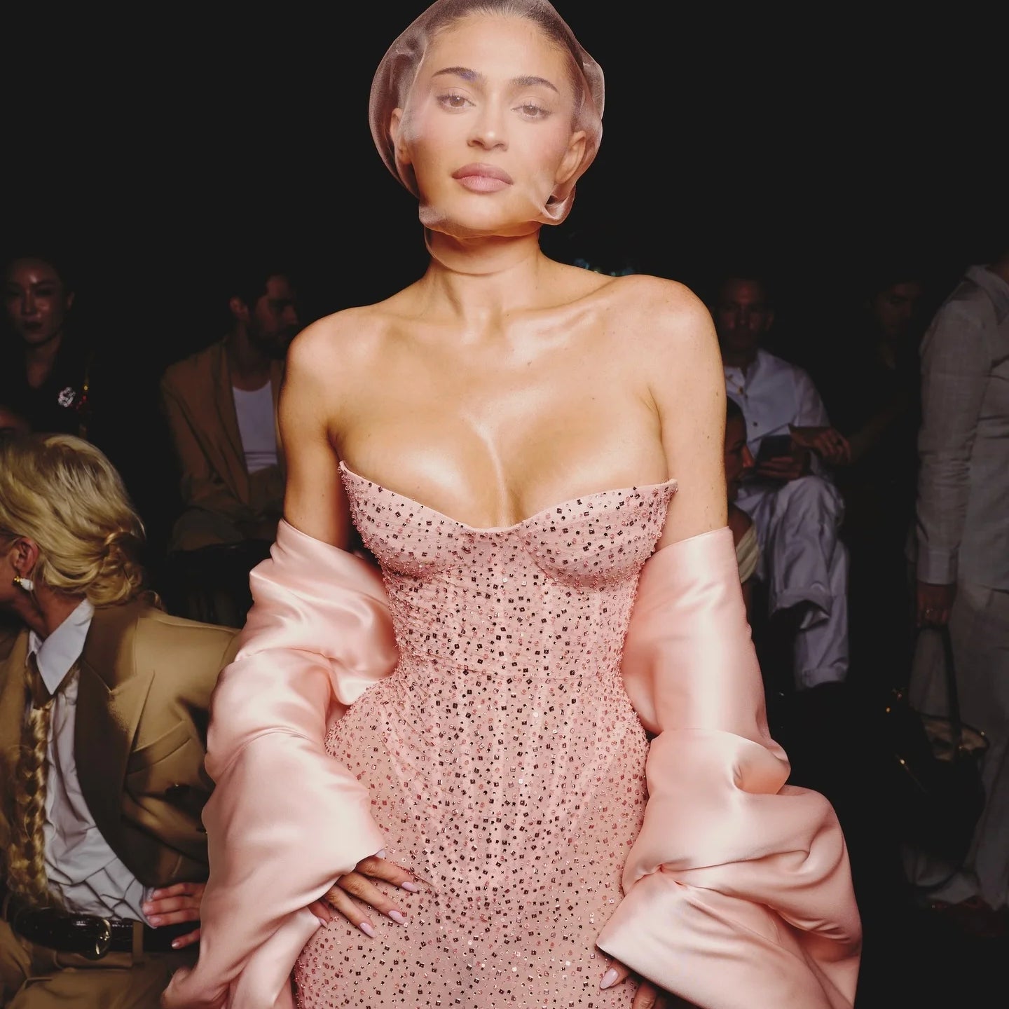 2025 Pink Color Dazzling Diamonds Strapless Ankle Length Evening Dress Woman Birthday Party Dress Celebrity Evening Party Outfit