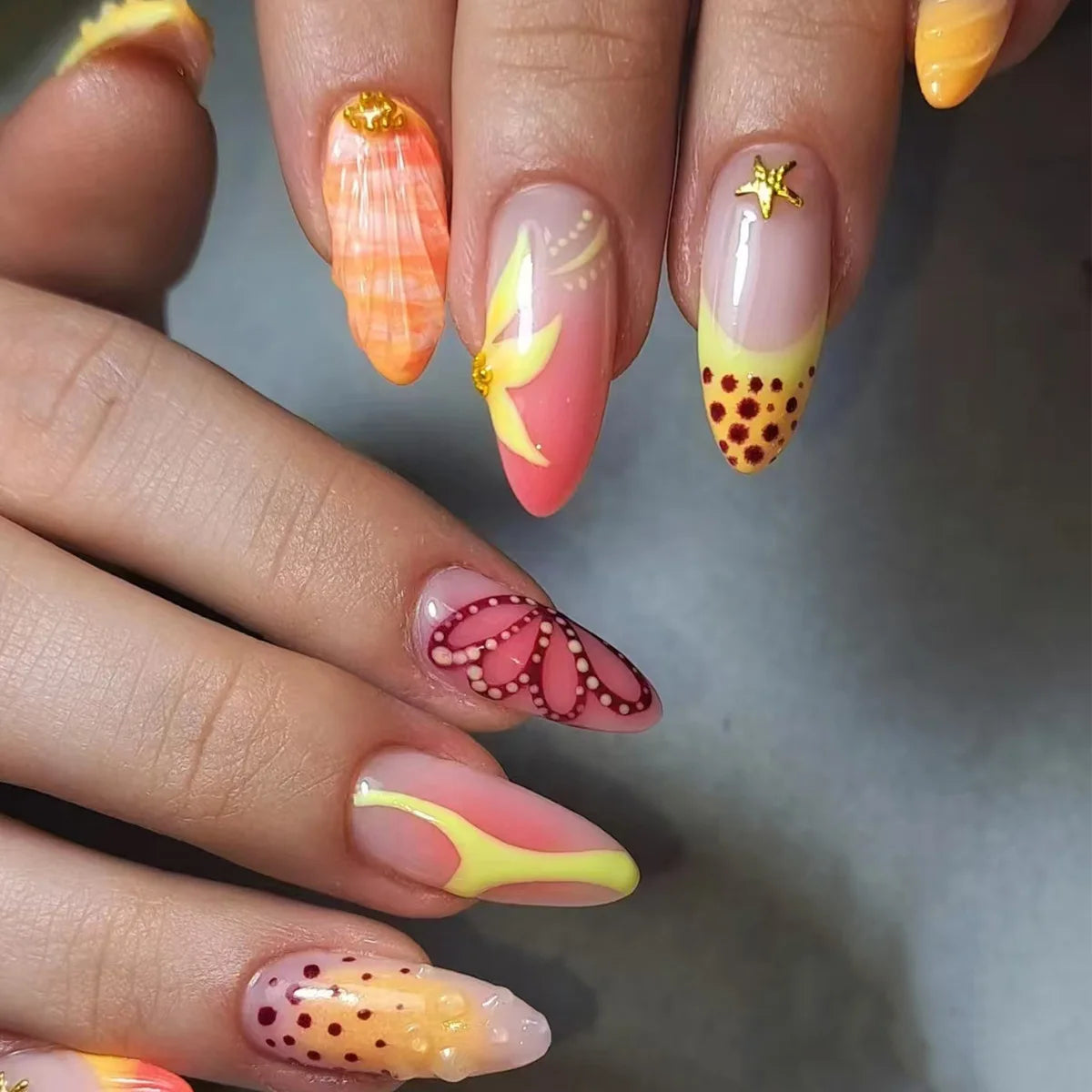 24Pcs Mid-length Almond Press on Fake Nails 3D Ripple Heart Pearl Star False Nails Blue Smudge Detachable Full Cover Nails Tips