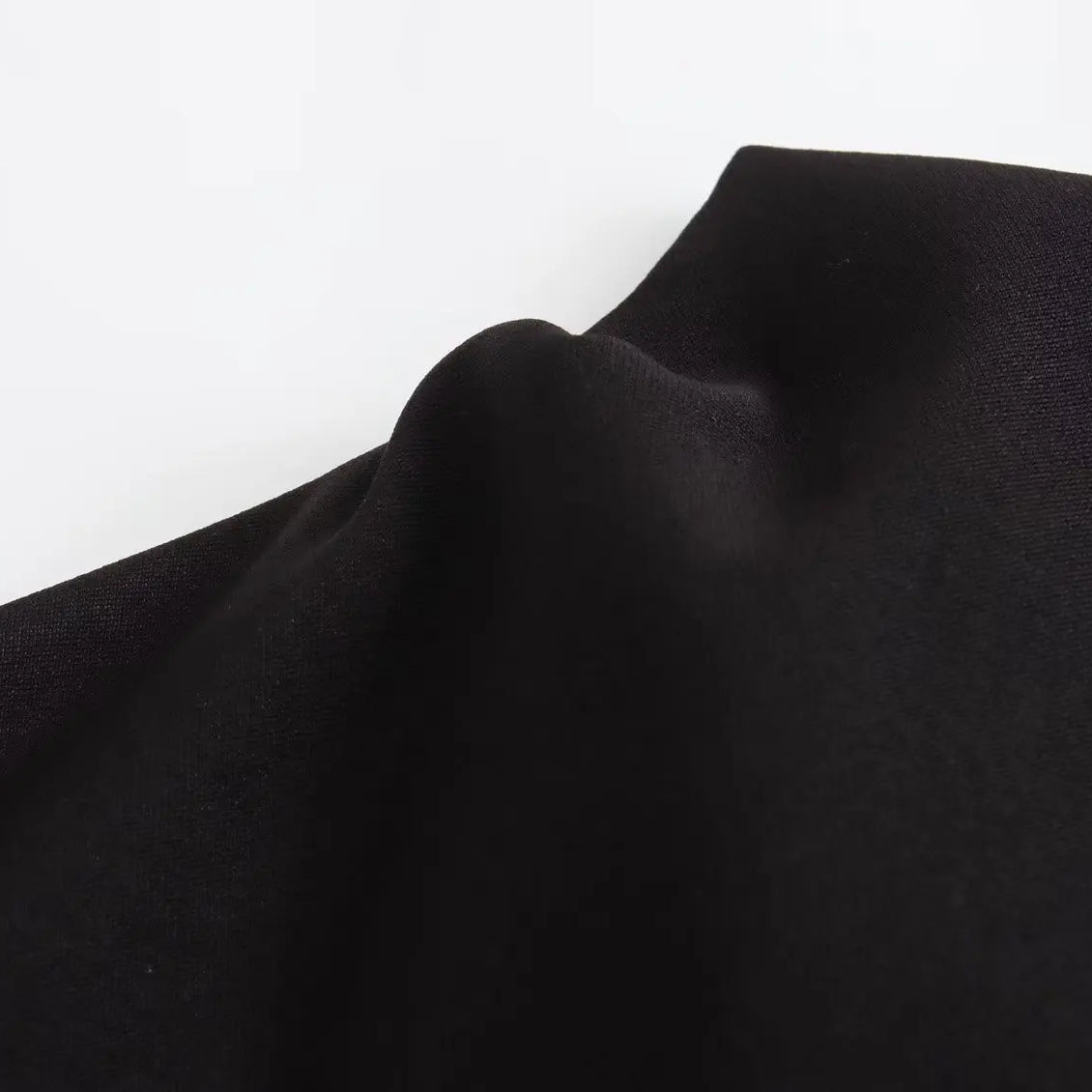 Autumn Vintage Women Solid Shirt Folds Asymmetrical One-Shoulder Shirt Skew Collar Shirt Women Elegant Mujer Tops