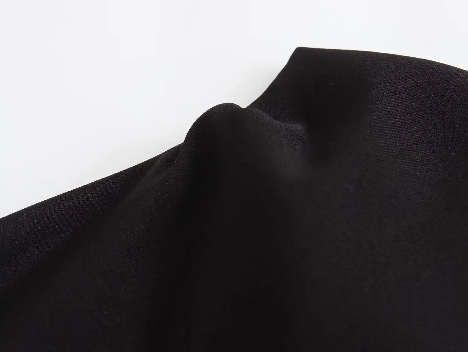 Autumn Vintage Women Solid Shirt Folds Asymmetrical One-Shoulder Shirt Skew Collar Shirt Women Elegant Mujer Tops