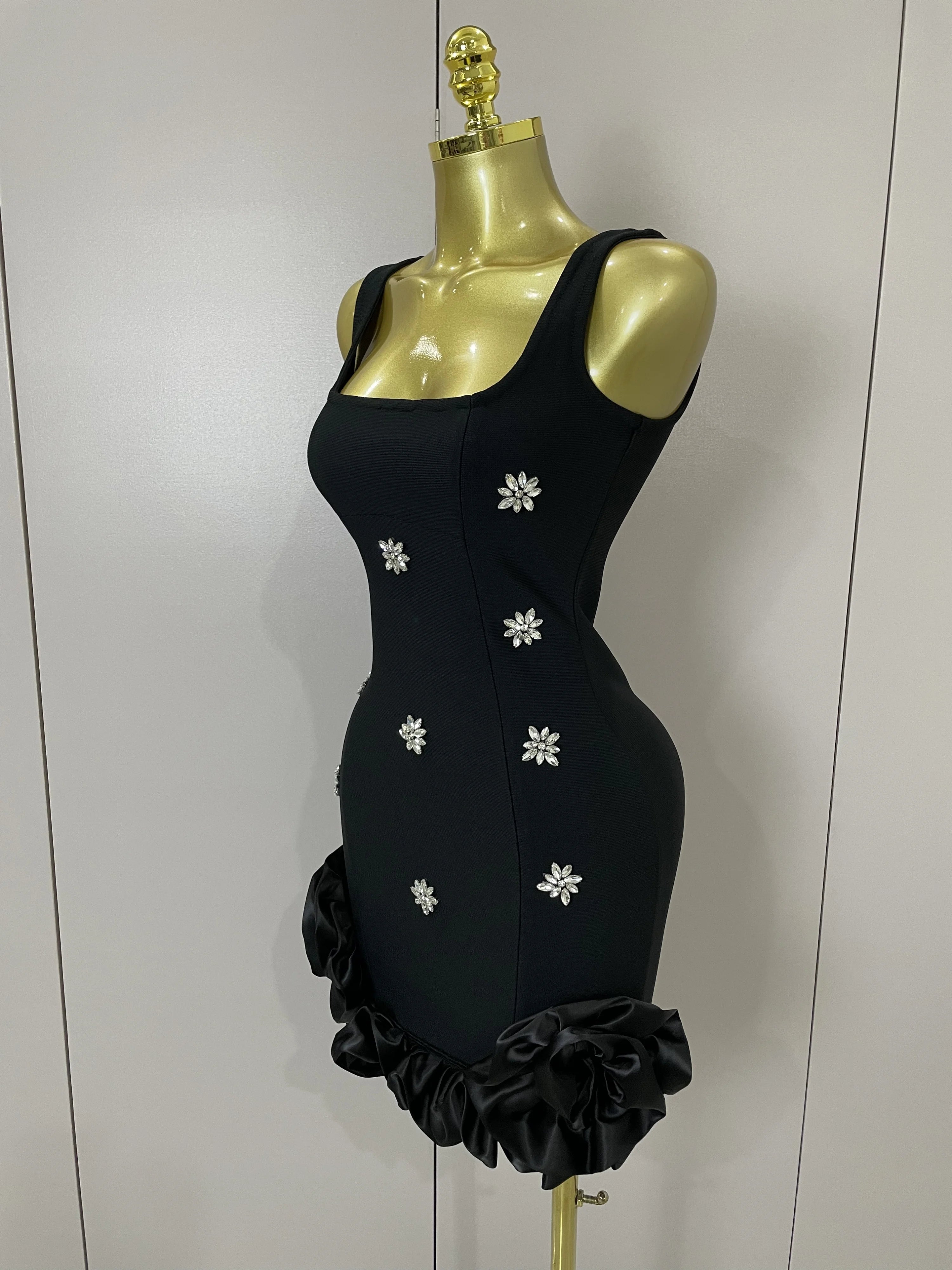 2025 New STyle Shining Crystal Women Sleeveless Bodycon Mini Bandage Dress Elegant Ruffles Cute Birthday Party Celebrate Dress