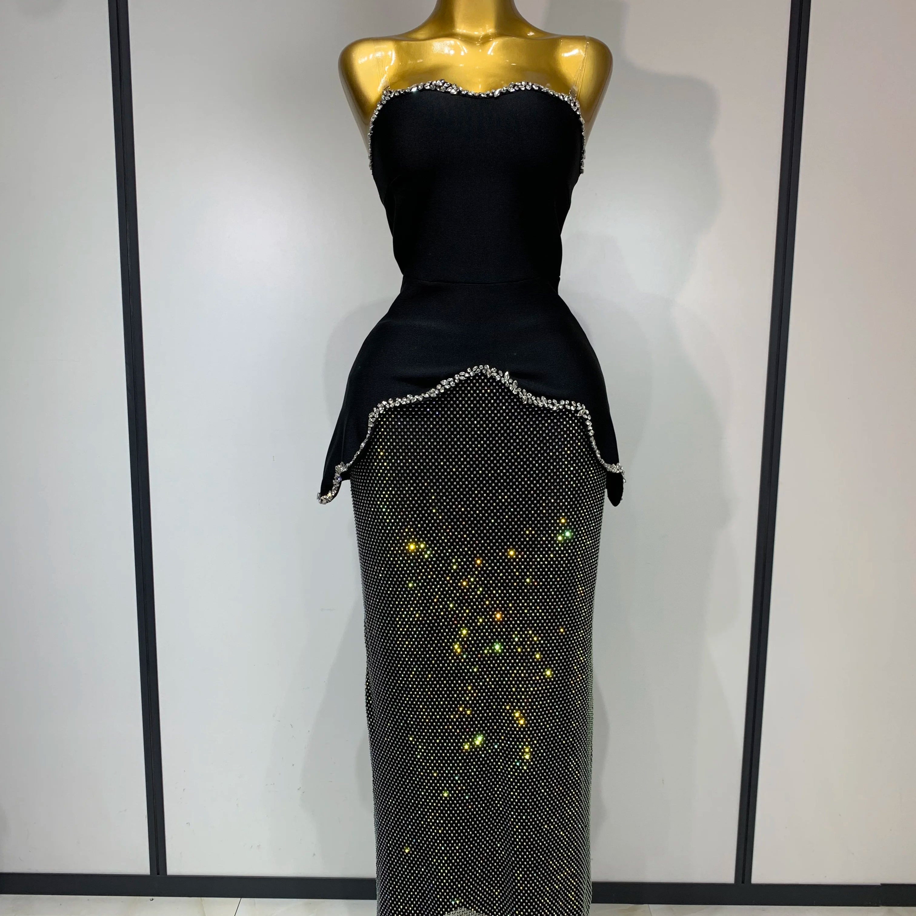 High Quality Black Design Sleeveless Rhinestone Top + Hot diamond Skirt Suit Evening Party Dress Nightclub Luxury Birthday Gown
