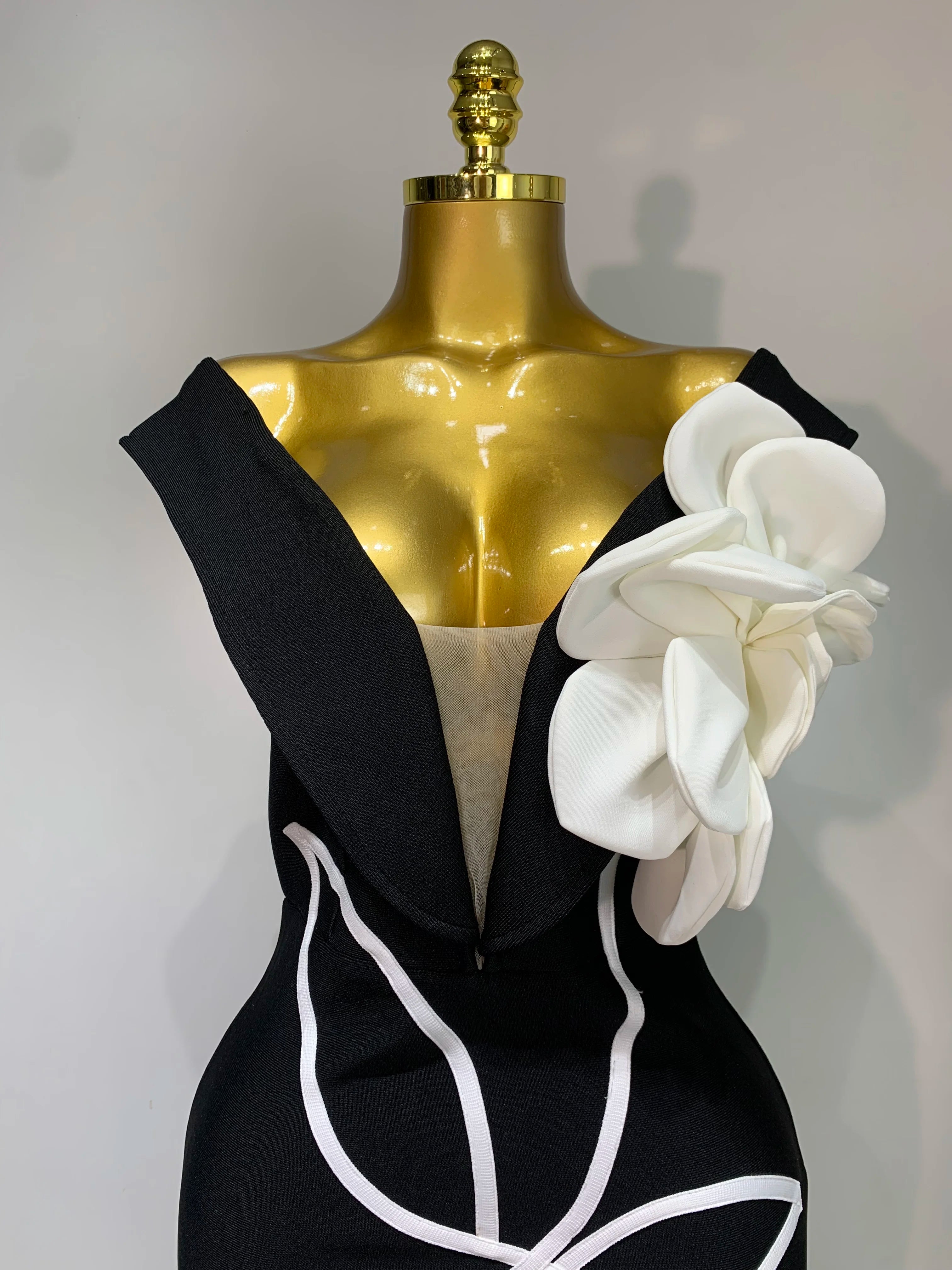 Women Sexy Off Shoulder Backless Bandage Dress Celebrity Elegant Flowers Evening Party Luxury Bithday Outfit Fashion Show Gowns