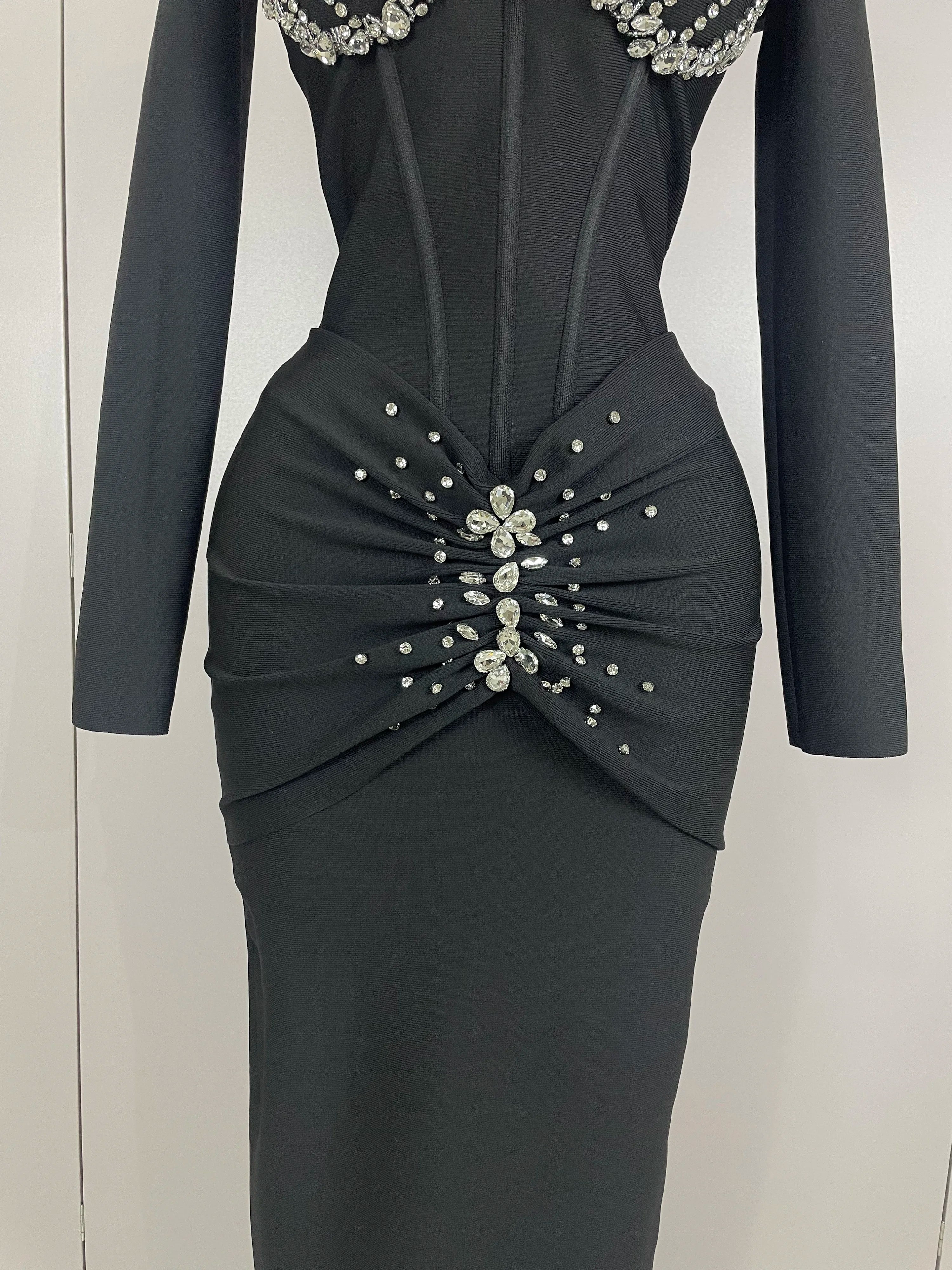 Sexy Luxury Sparkly Beading Bandage Long Sleeve Bodycon Dress   2025 New Women Celebrity Party Elegant Evening Club Pary Dresses