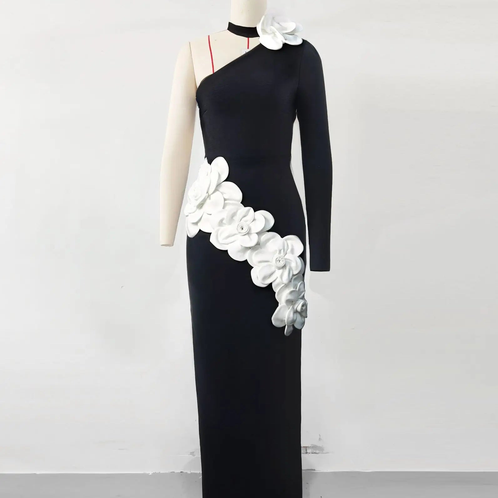 Black Color Women Sexy Long Sleeve One Shoulder White Florals Bodycon Long Bandage Dress Celebrate Evening Party Birthday Wear