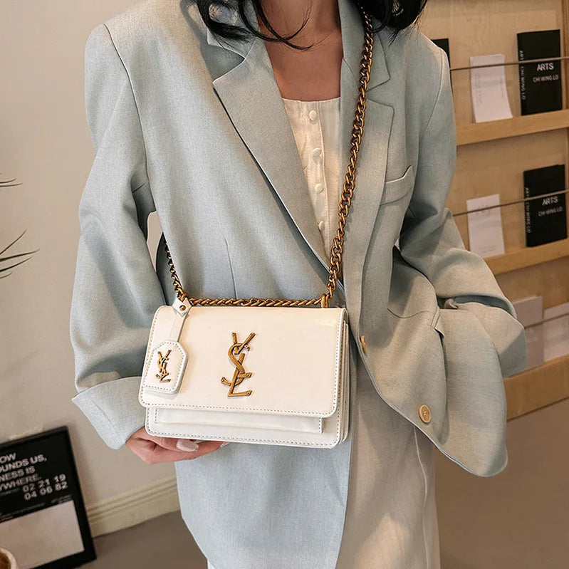 Large Capacity Crossbody Bag - Elegant Chain Strap Shoulder Bag, Spacious Work Commute Purse, Stylish Phone Bag for Women