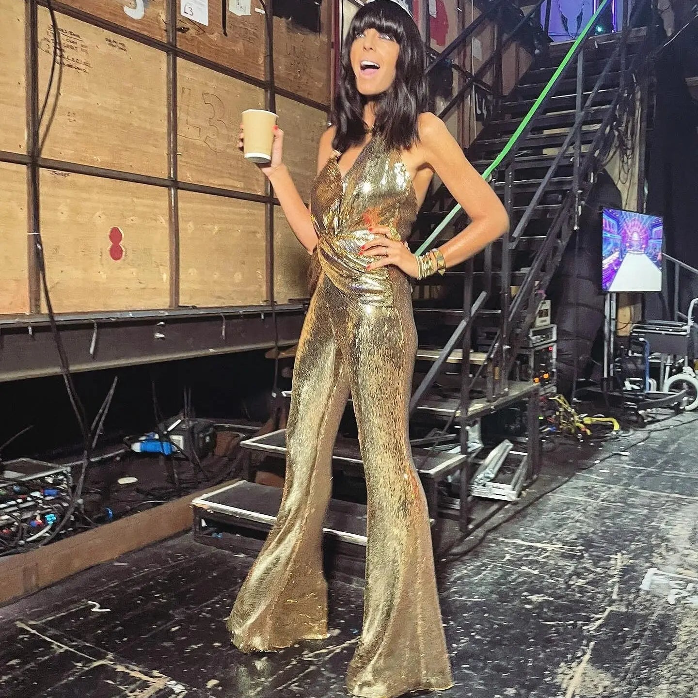 New Arrival Golden Sequins Stylish Flare Pants Halter Blackless Jumpsuit Woman Fashion Party Outfit Stage Performance Costume