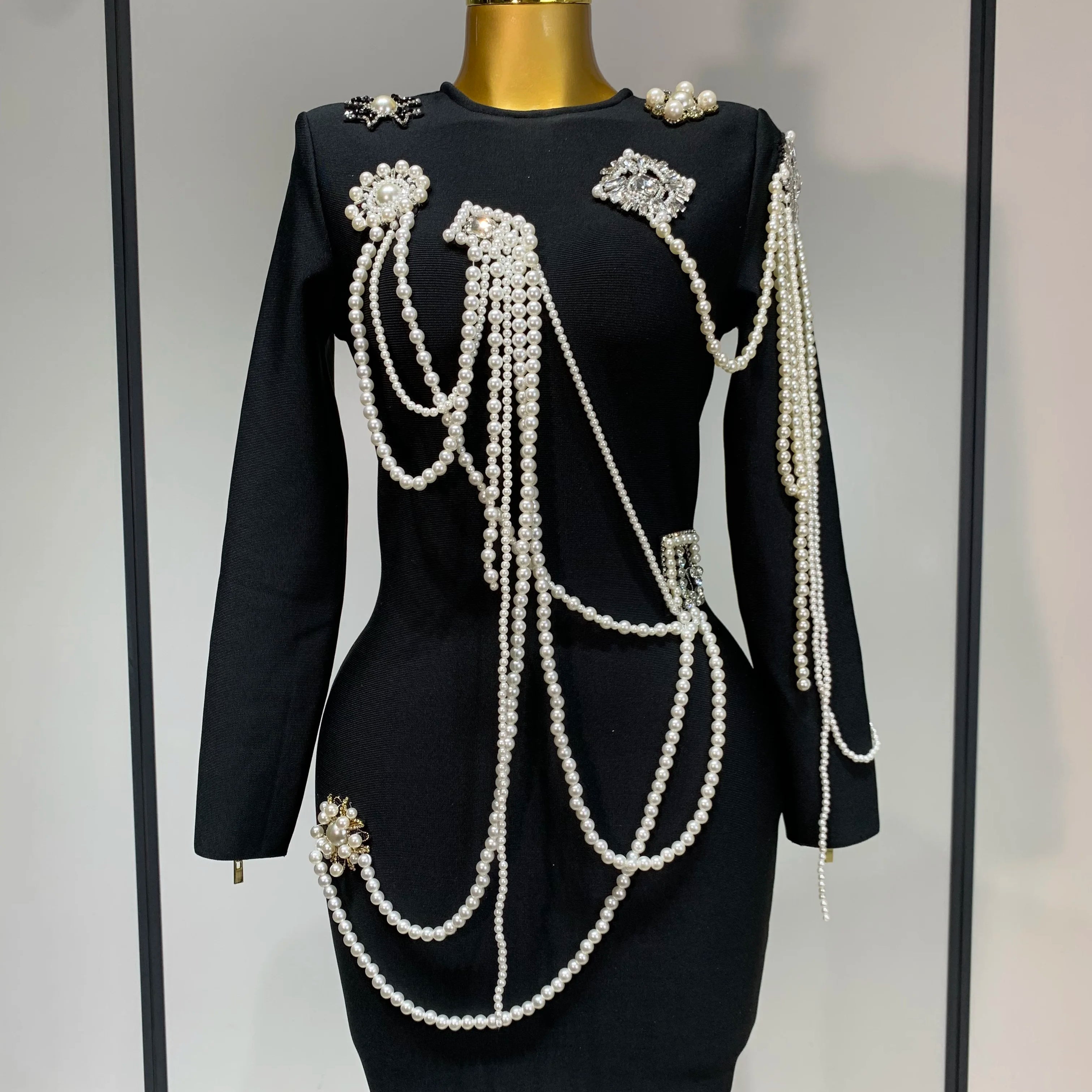 Luxury Birthday Dress Women Beading Diamond Black Bodycone Bandage Wrapped Hip Dress Elegant Long Sleeves Evening Party Gown