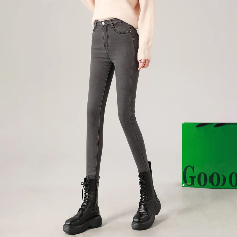 Winter Women Thermal Denim Skinny Stretch Jeans Oversized High Waist Plush Warm Lamb Fleece Mom Pants Plus Size Pencil Trousers