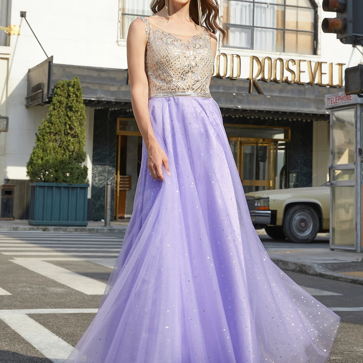 Luxury Hand Beading Crystal Prom Dresses Long Sparkly Start Tulle Ball Gown Homecoming Dresses for Teens Illusion Backless Lavender