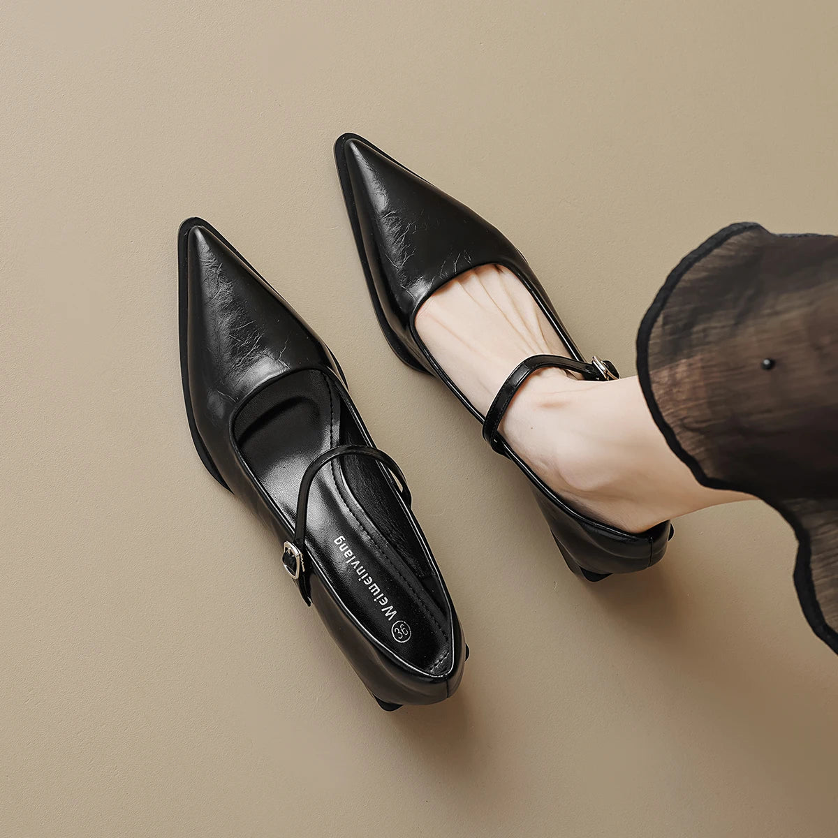 Spring and Autumn women's Mary Jane pointed shoes Korean style Ladies' casual high heels Work and party wear Large size 41-43