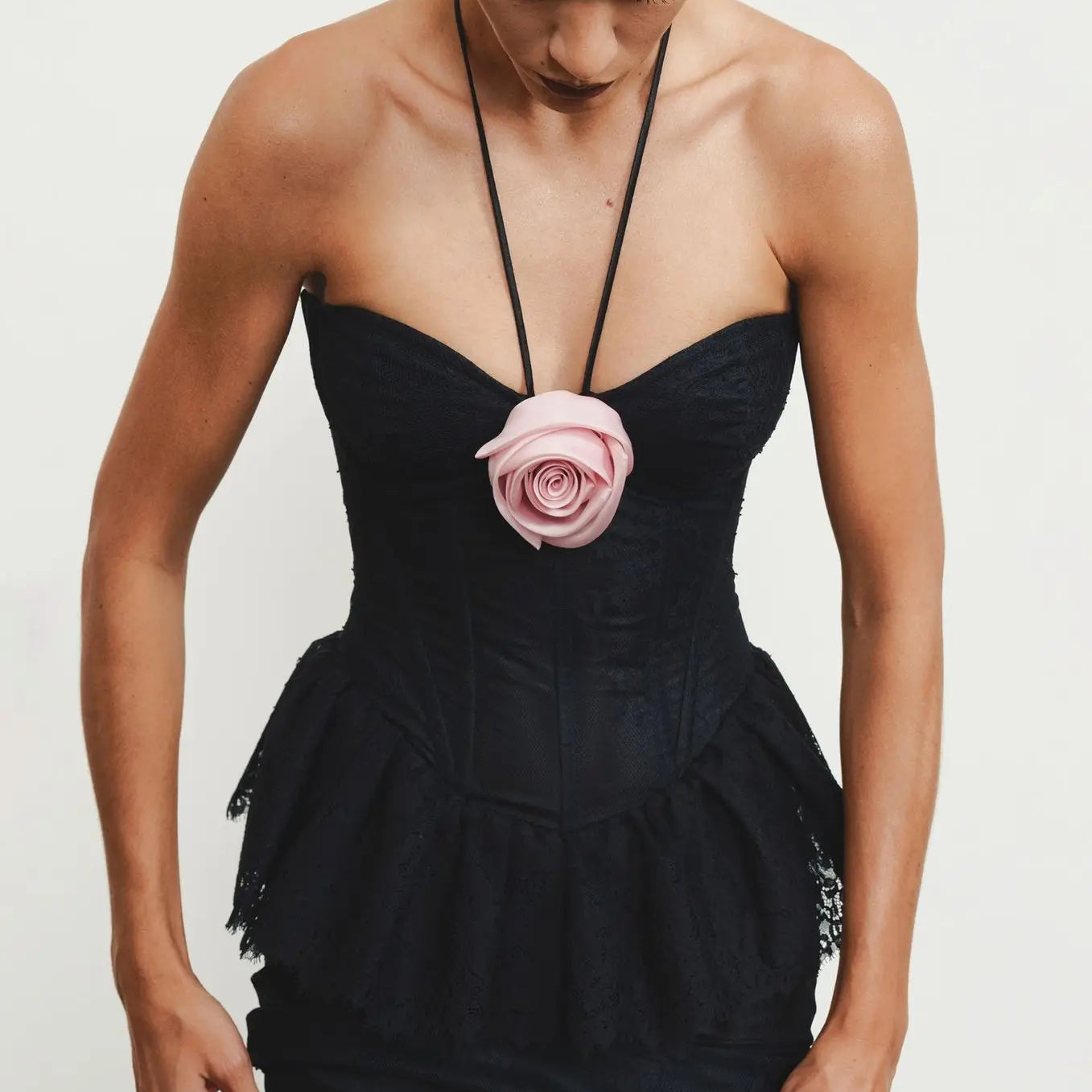 2025 Pink Flowers Halter Sleeveless Black Lace Ankle Length Dress Celebrity Birthday Party Evening Dress Woman Voaction Outfit