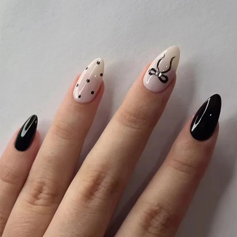 24pcs Short Oval Press on Nails Art Polka Dots Black Full Cover Nail Tips Simple Detachable Fake Nail Sets Fashion False Nails