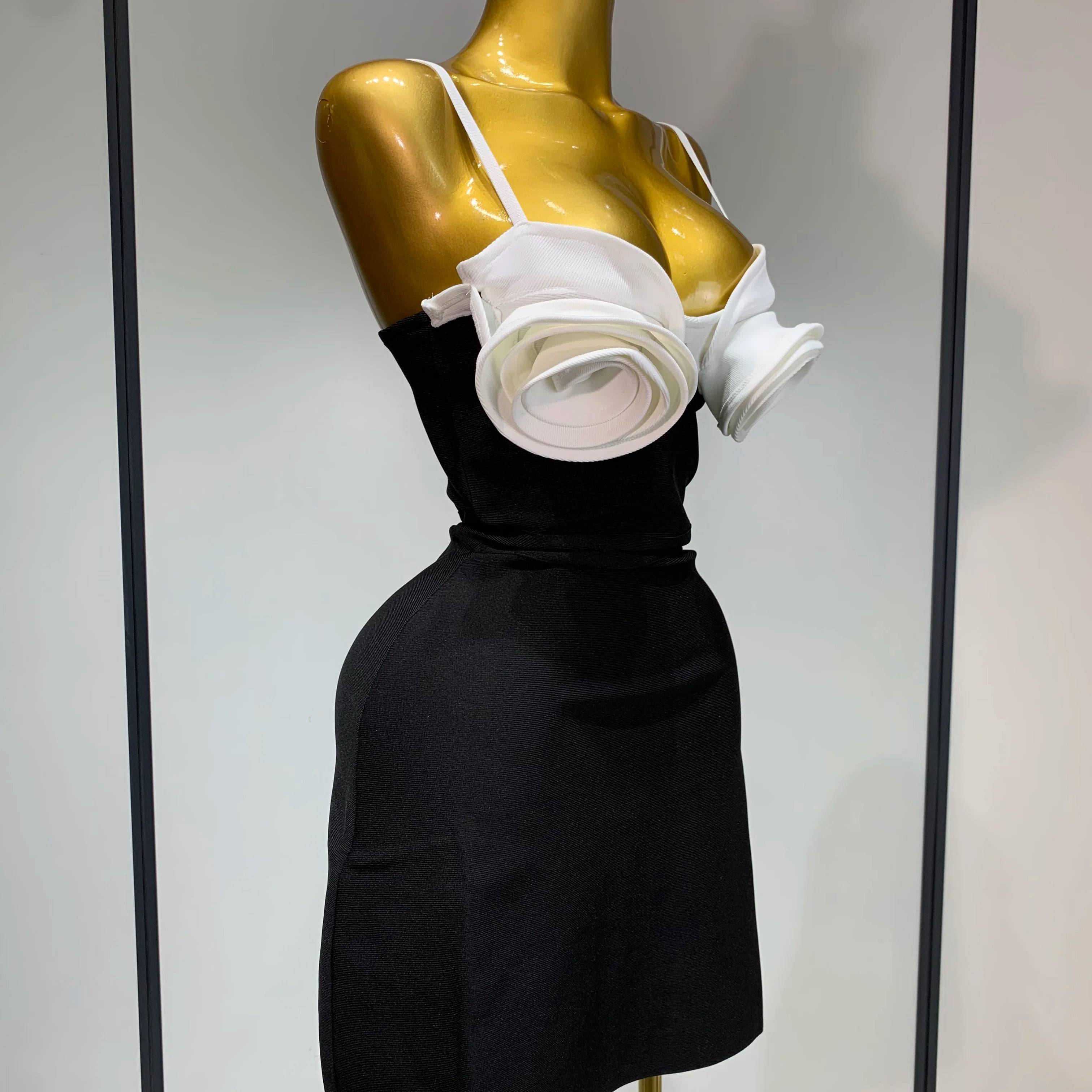 Women Celebrity Sexy Sleeveless 3D Flower Patchwork Mini Bodycon Bandage Dress Elegant Evening Club Party Birthday Dress