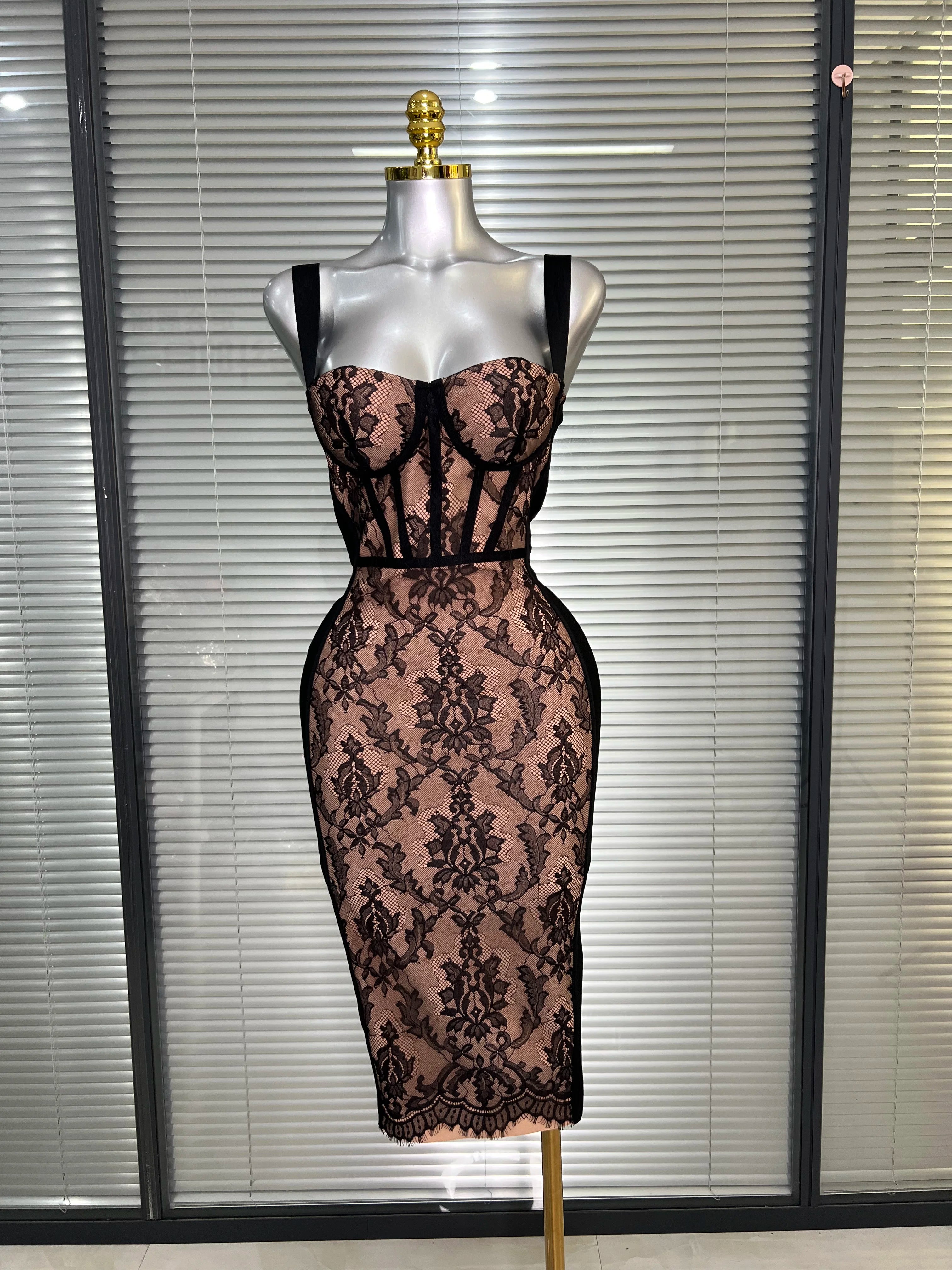 Vestido New INS Sexy Women Black Lace Midi Bandage Dress Celebrity Elegant High Street Knitted Bodycon Party Dress