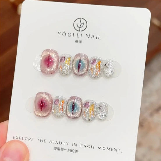 10Pcs Purple Short Round Head Press on False Nails with Dazzling Shiny Cat Eye Simple Nail Set Detachable Finished Nail Tips Art