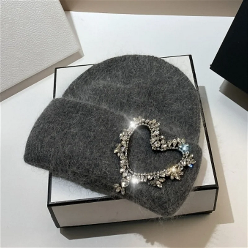 Luxury Rhinestones Heart Pattern Knitted Hats for Women Winter Warm Beanie Knit Bonnet Outdoor Wool Skullies Skiing Cap Dark Gray