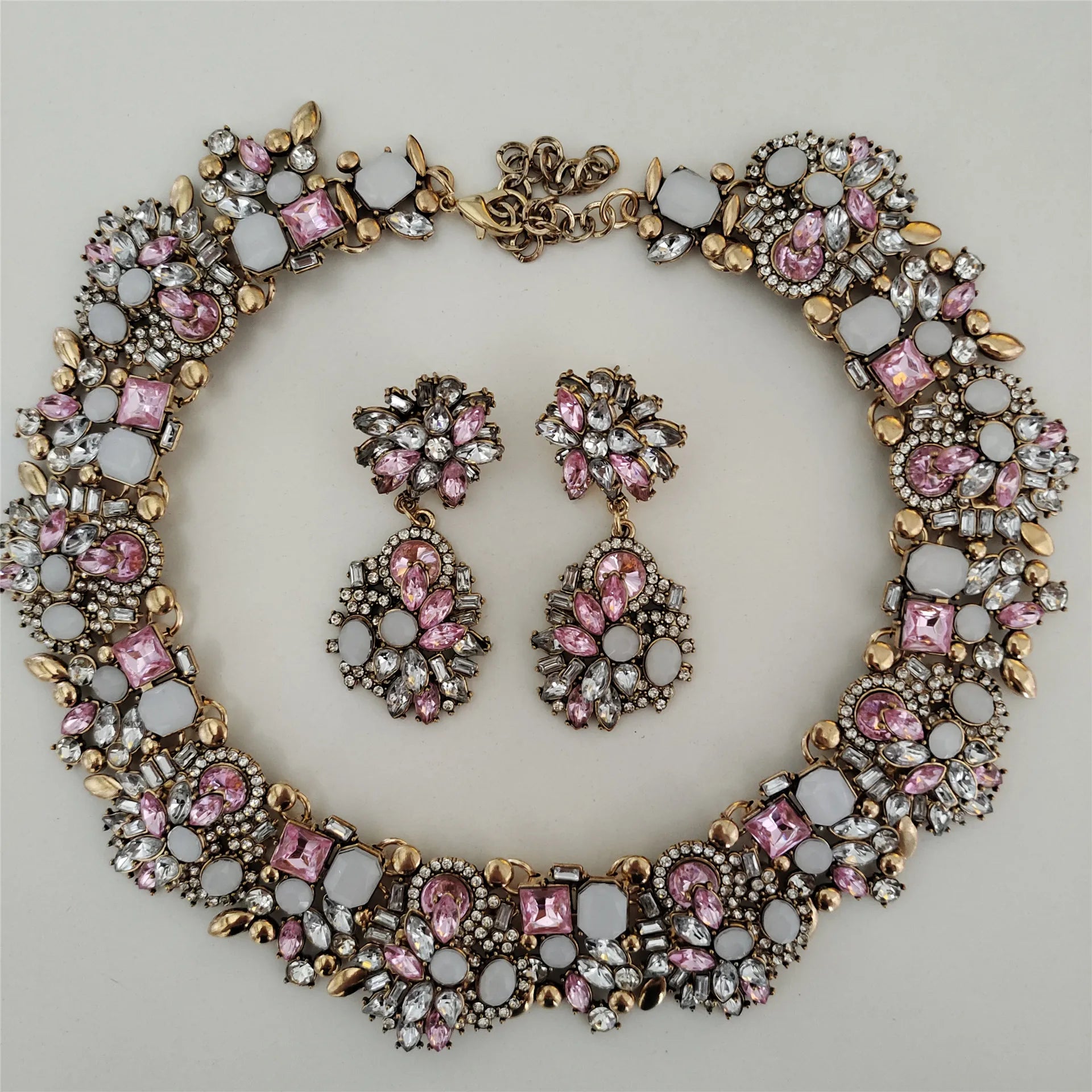 New Fashion Green Crystal Rhinestone Large Collar Big Big Choker Necklace Women Statement Indian Necklace Wedding Jewelry Pink