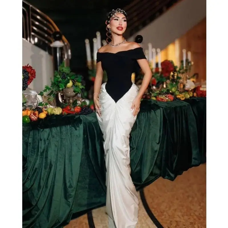 Sexy Off The Shoulder Package Hips Black Patchwork White Floor Length Dress Graceful Woman Party Dress Cocktail Party Outfit