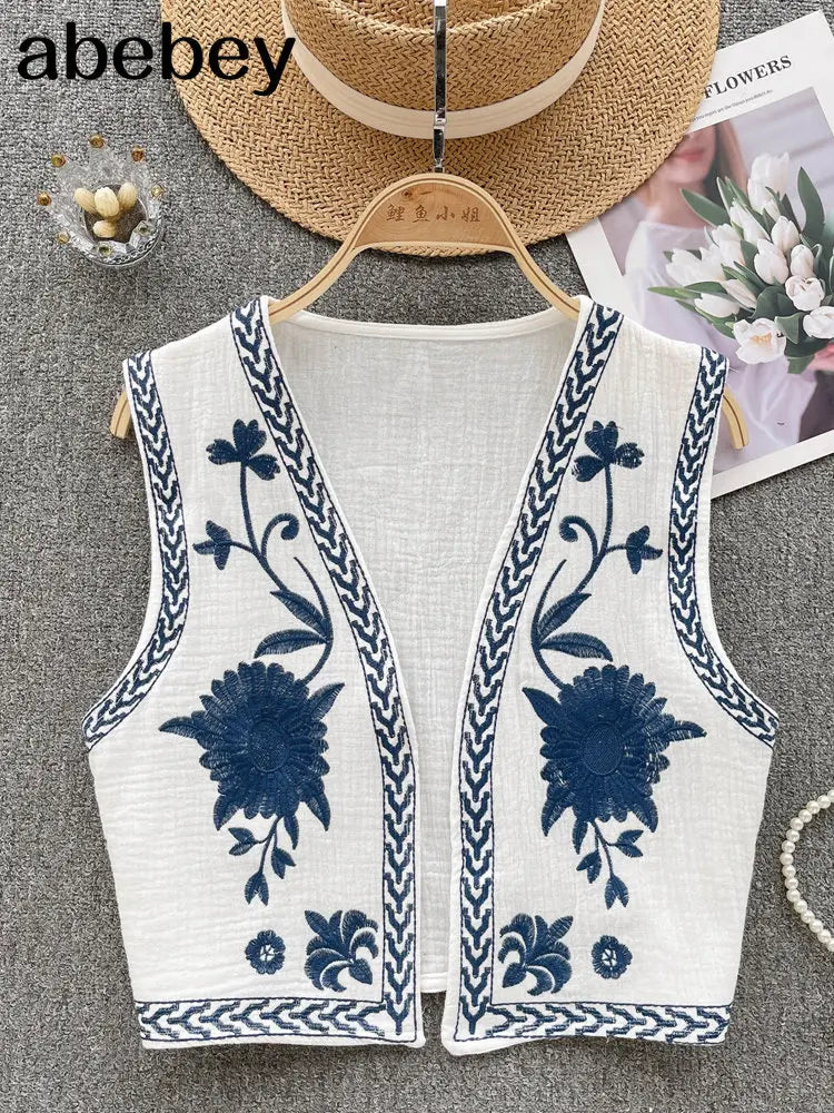 Vintage Floral Embroidery Cardigan Vest Women Summer New National Style Ladies Top Patchwork Casual WaistCoat For Female WHITE One Size