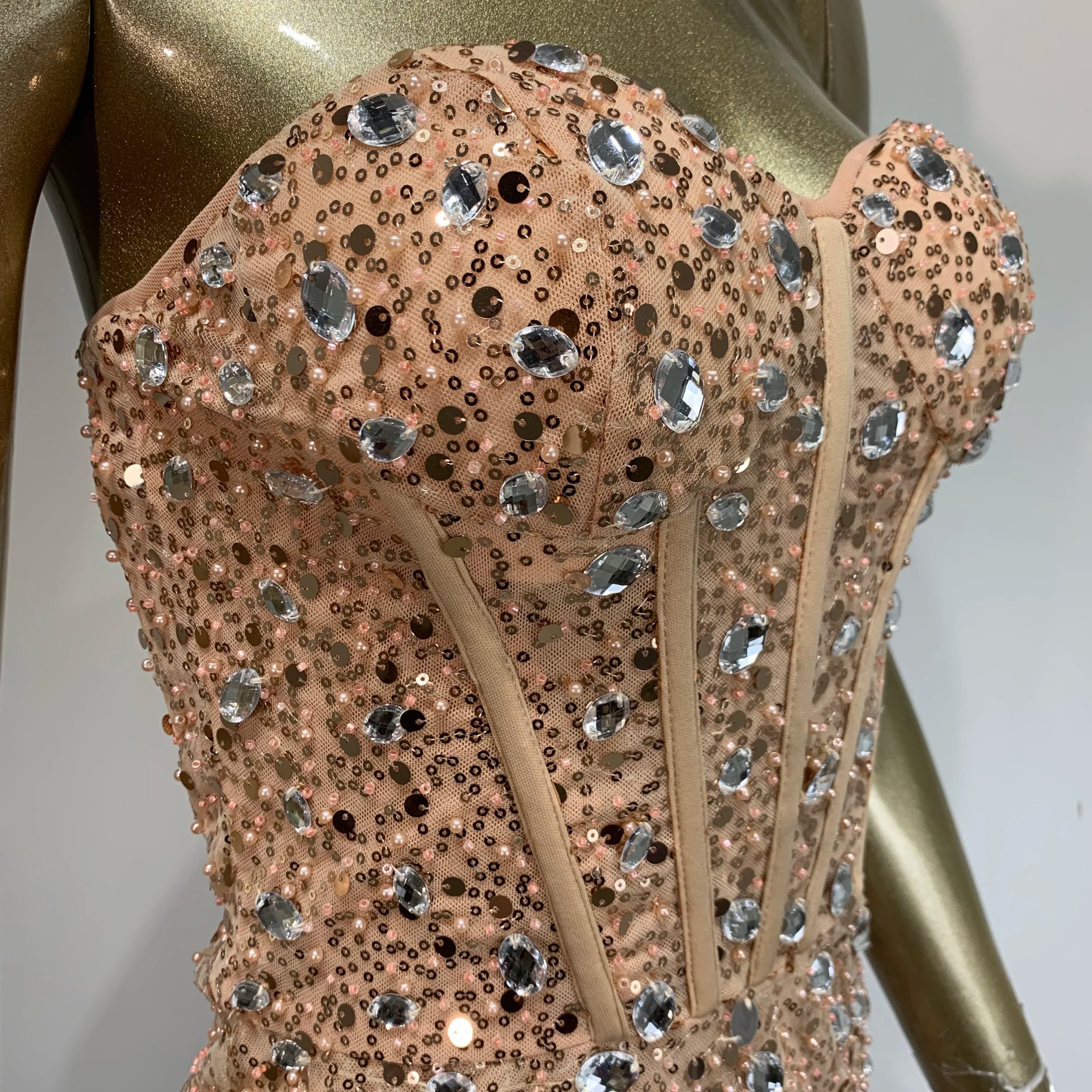 Summer Sexy Strapless Backless Mesh Sequins Diamonds Gold Mini Women Celebrity Dress 2024 Elegant Party Evening Club Vestido