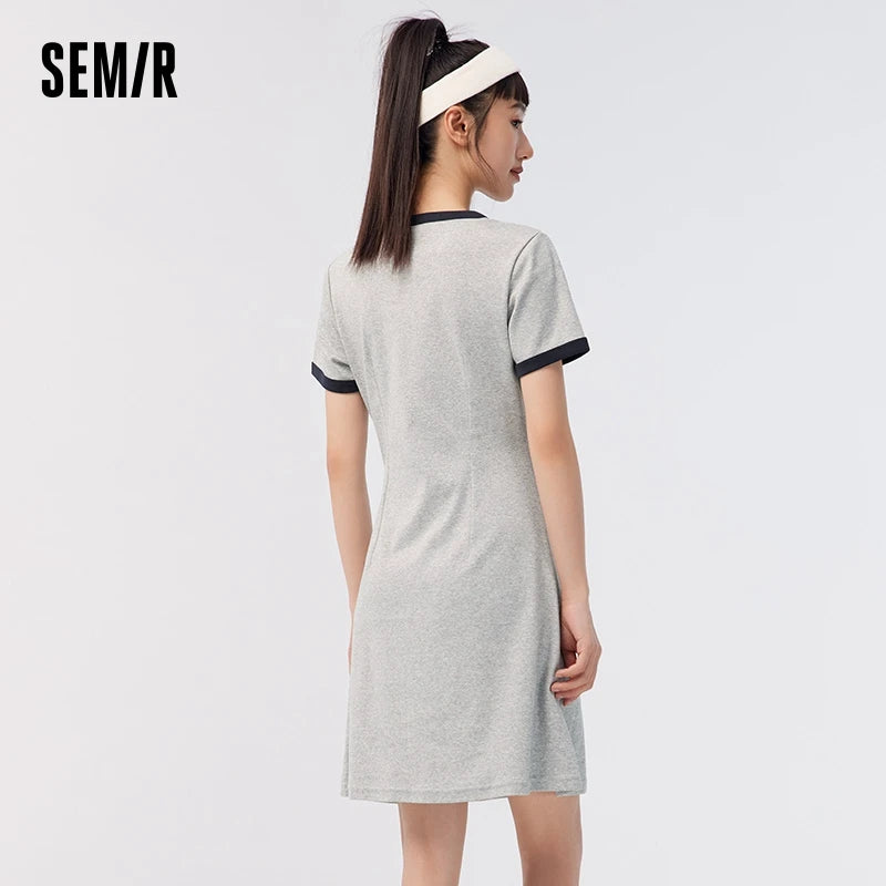 Semir Dress Women Slit to Show Long Legs and Slim Fit 2023 Summer New Contrasted Color Retro Letter Knitted Dress