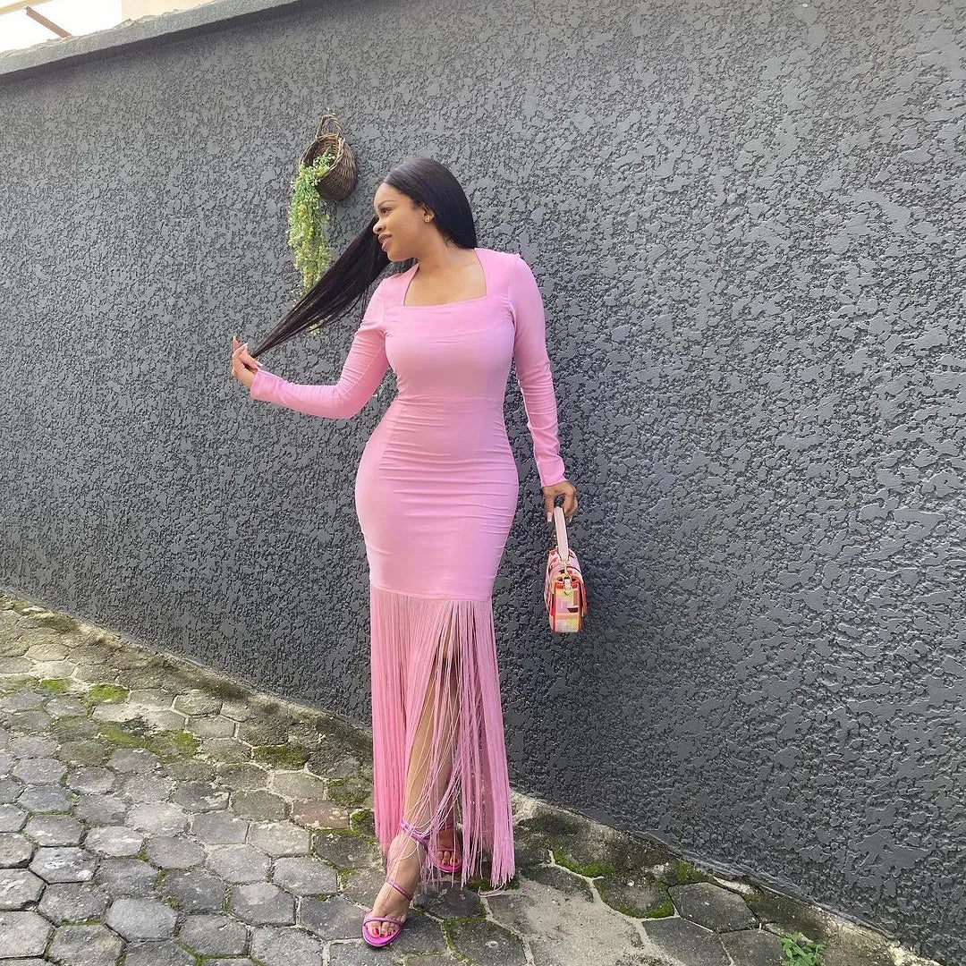 Vestido longo feminino preto rosa com manga comprida, gola quadrada, borlas, justo, bandagem, boate, festa, comemoração