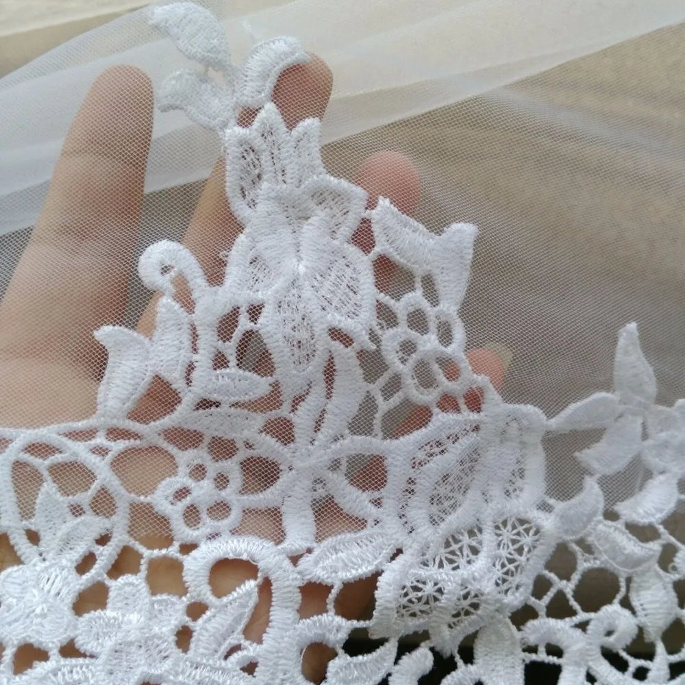 Wedding Veil Lace Edge Long Luxurious Bridal Veil White/ivory Veil With Comb Tulle Cathedral One-layer 3 Meters Bride Accessorie