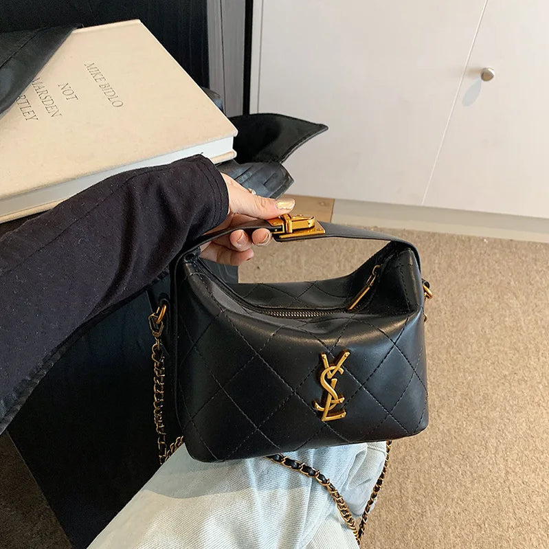 2025 New Women's Chain Bag - Popular Fashion Design, Unique Bucket Style, Versatile Shoulder/Messenger Everyday Versatile