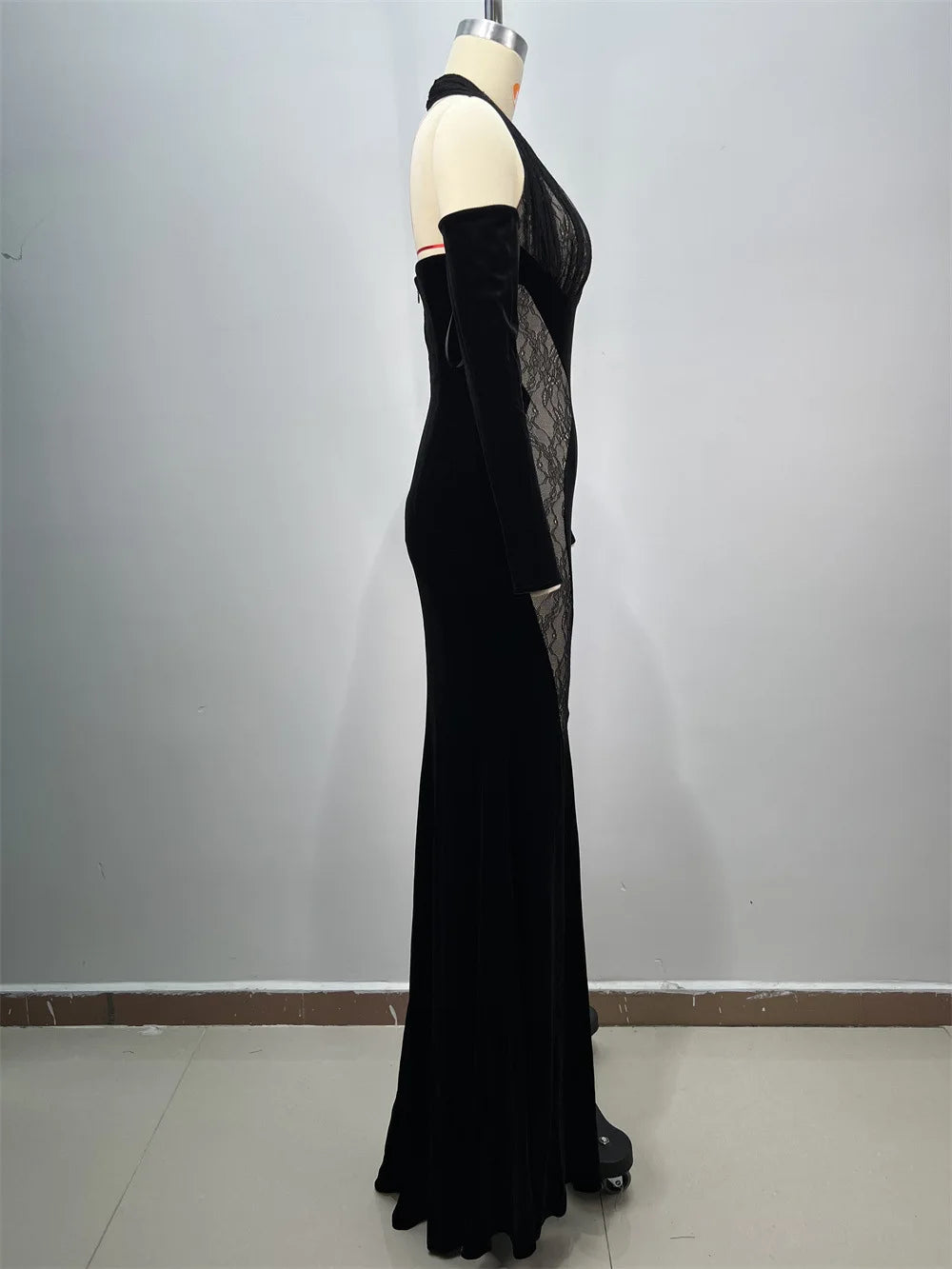 Black Lace Patchwork Velvet Halter　Floor Length Dress Celebrity Party Dress Birthday Vestido