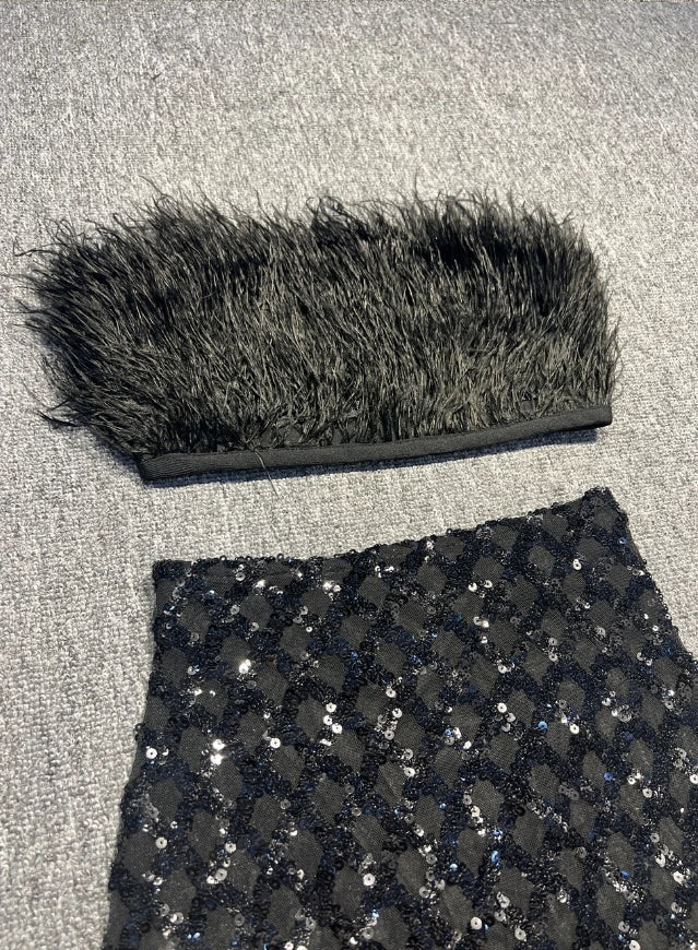 Europe And The United States Sexy New Fashion Wrap Chest Feather Decoration Split Shoulder Bare Backpack Hip Skirt Sexy Color