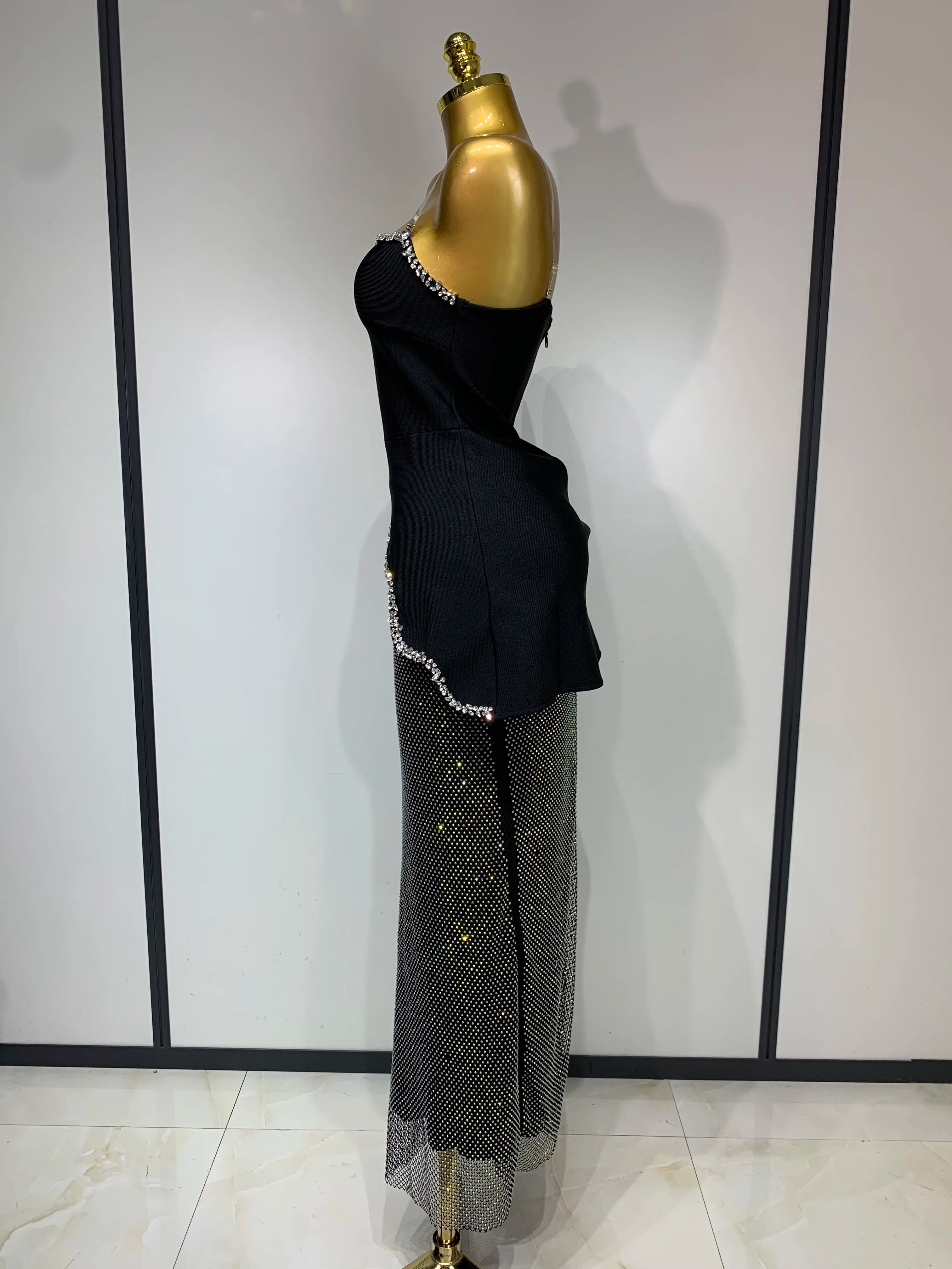 High Quality Black Design Sleeveless Rhinestone Top + Hot diamond Skirt Suit Evening Party Dress Nightclub Luxury Birthday Gown