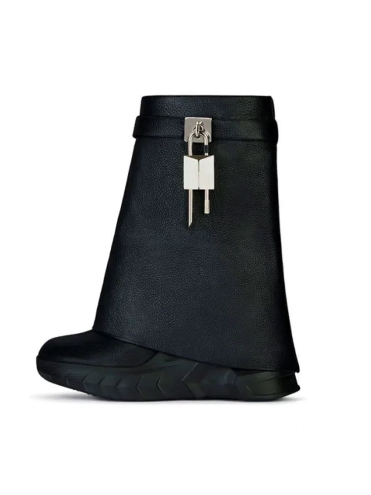 New Fashion Brand Thick Soled Leather Short Boots Round Head Lock Lock Shark Boots Women's Slope Heel High Heel Women's Boots 8083-Black cowhide