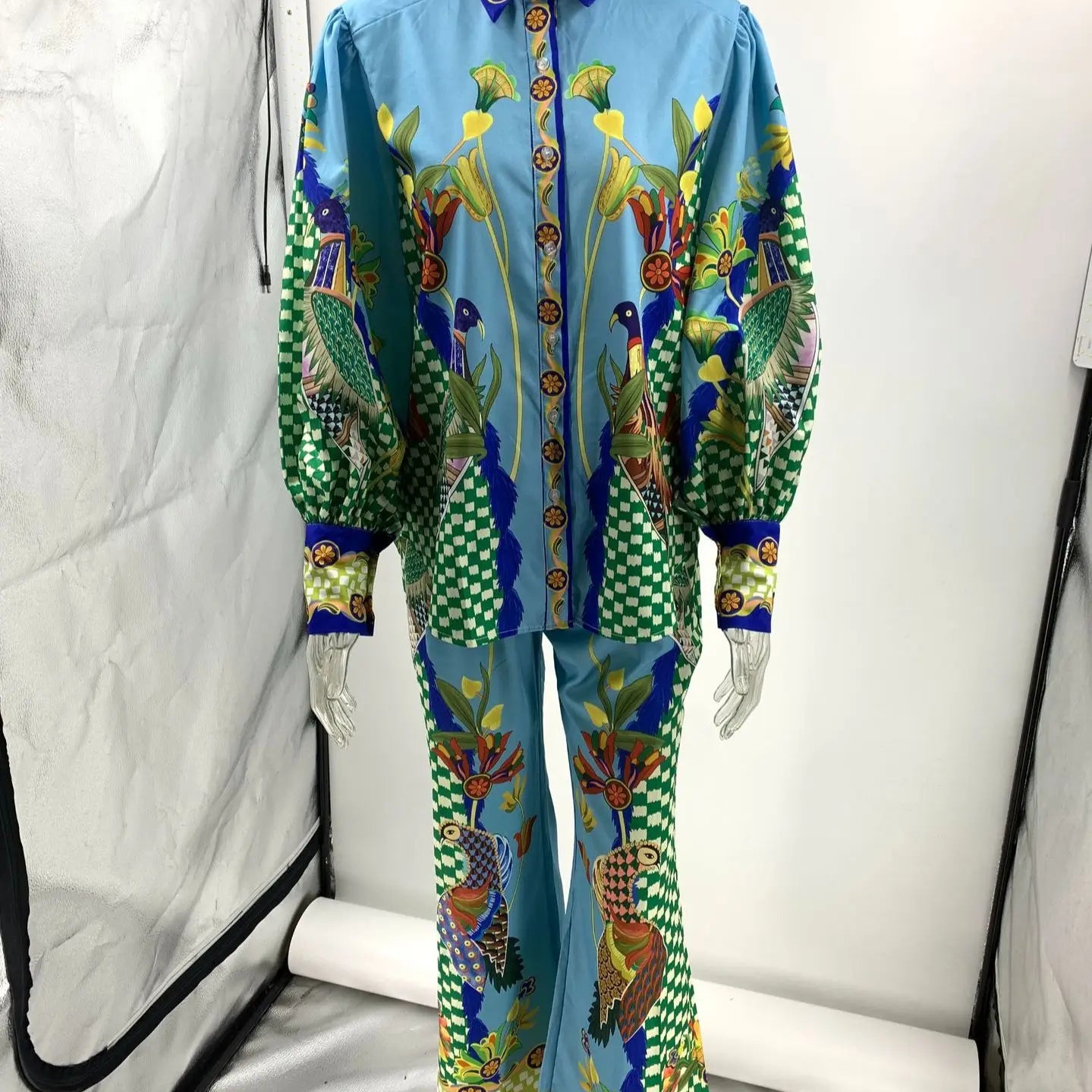 New In Birds Flower Printed Two Piece Set Women Lantern Sleeve Lapel Shirts High Waist Flare Pants Suit For Women Outfits