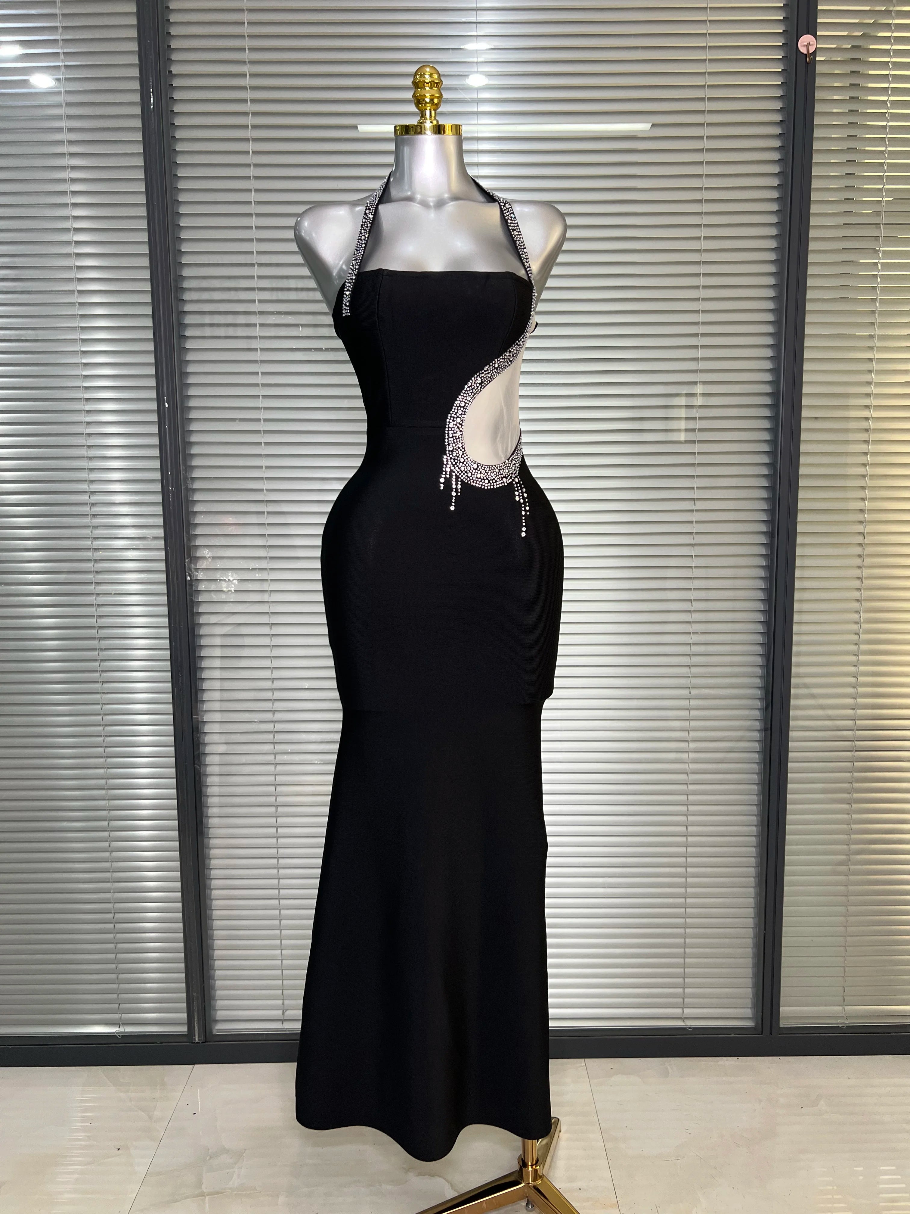 Women Black Halter Crystal Bodycon Bandage Dress Diamonds Fishtail Long Evening Party Dress Vestido