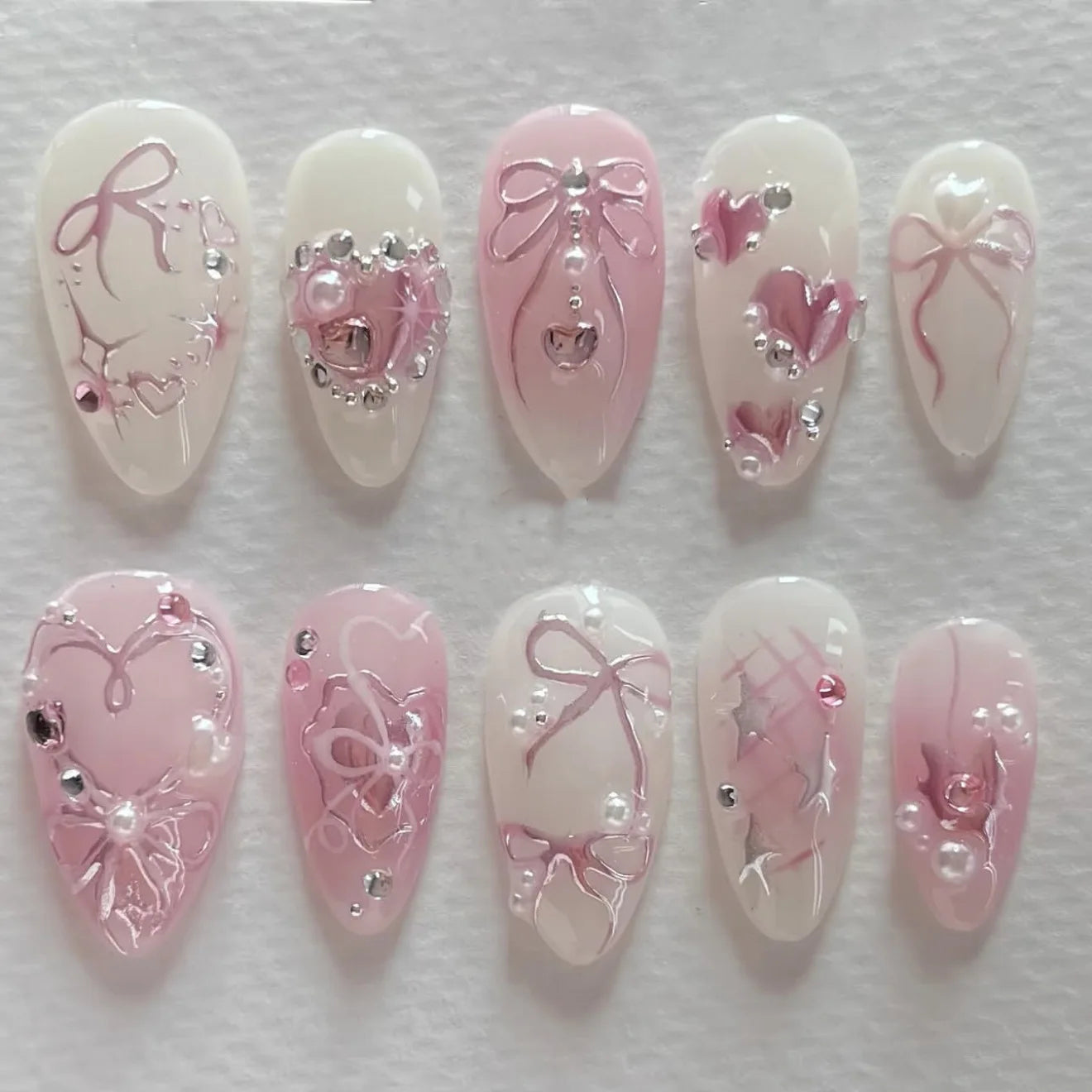 24pcs Sweet Rose Pattern False Nails Ins Korean Girl Fake Nails Tips Wearable Detachable Sweet Cool Almond Press on Nails
