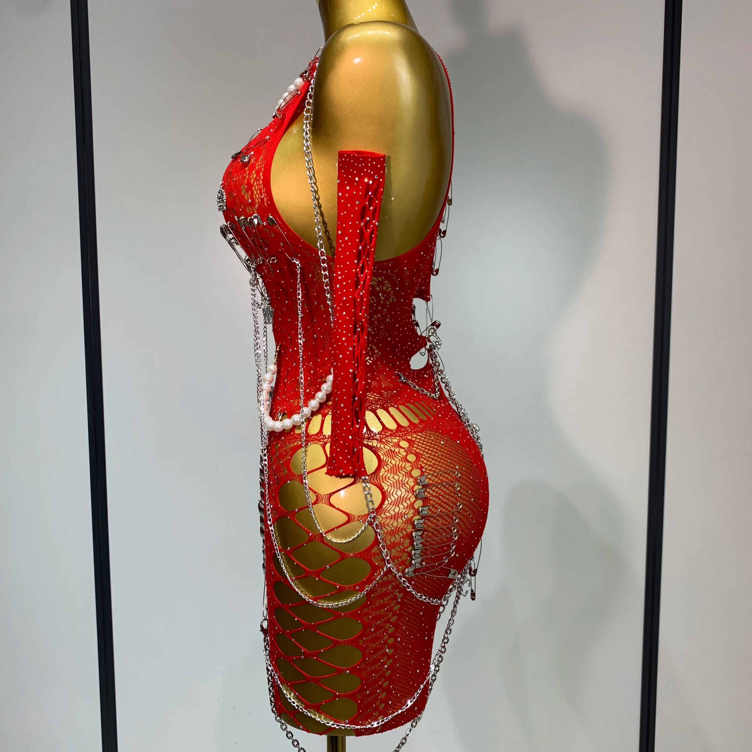 Women Sexy Hollow Out Pearl Chain Bodycon Dress Sleeveless High Stretchy Mini Dress Evening Party Nightclub Singer Stage Outfit