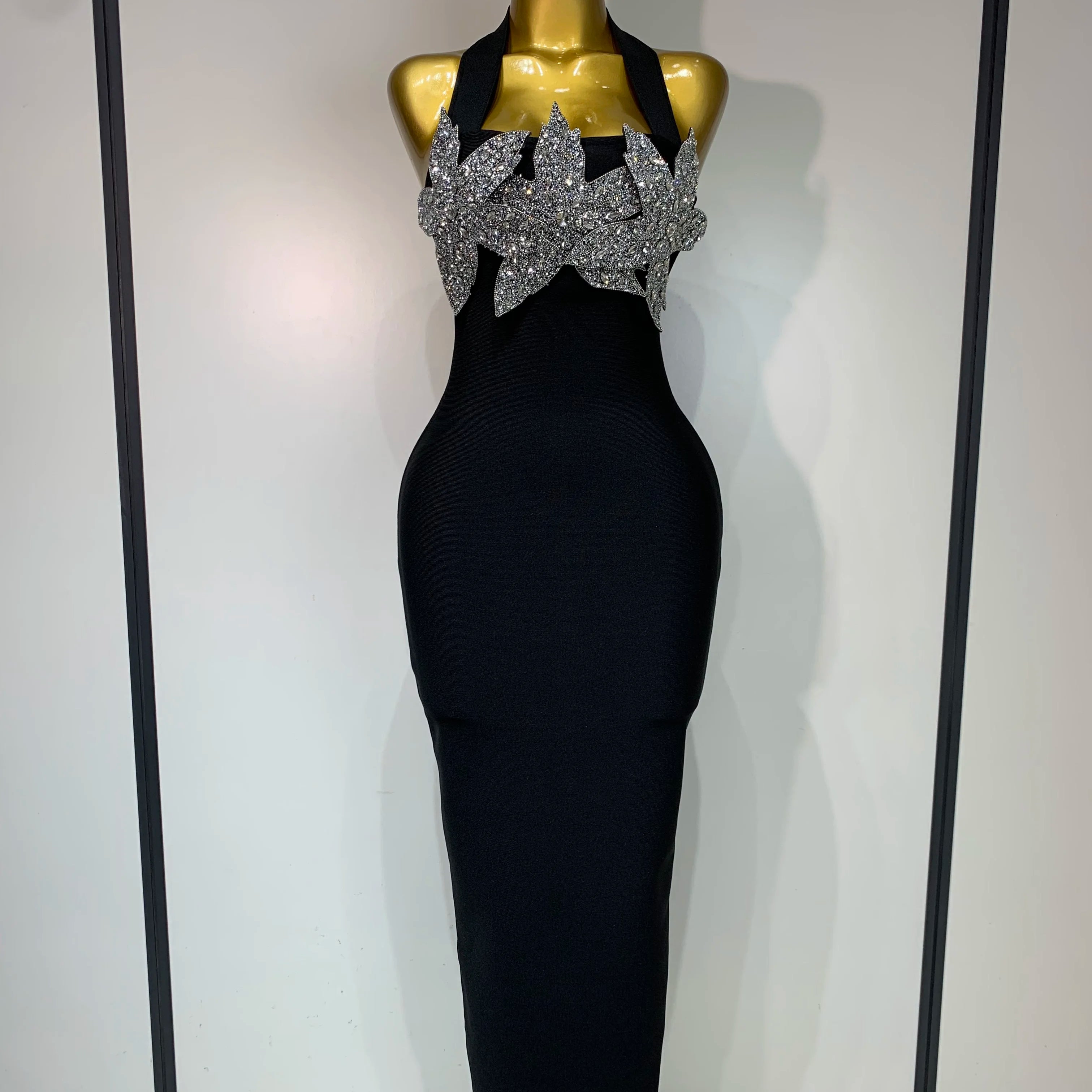 Women Sexy Sleeveless Halter Backless Shiny Diamond Flower Bodycon Bandage Dress Celebirty Elegant Evening Party Birthday Dress