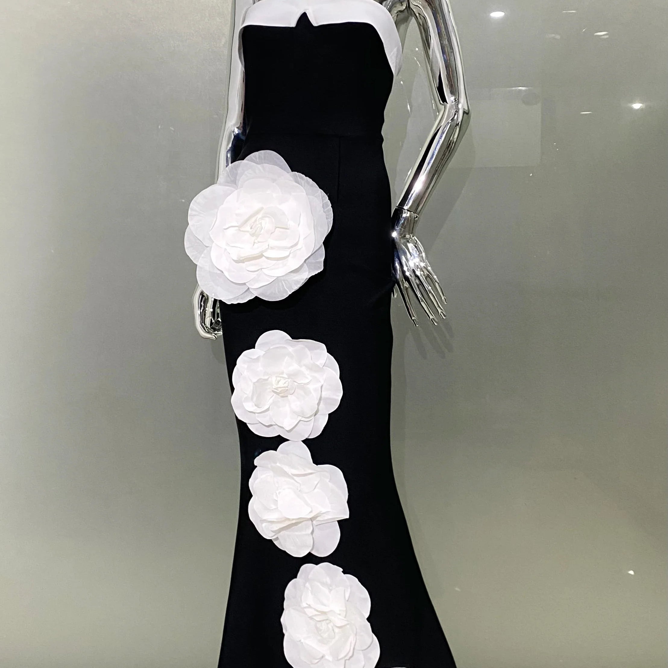 Black Color Women Sexy Off the Shoulder Bodycon Bandage Long Dress White Flowers Fashion Celebrate Evening Party Outfit