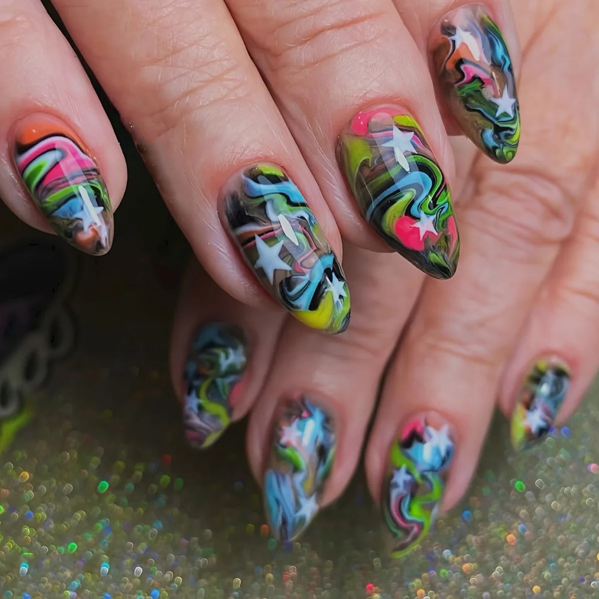 24pcs Colorful Doodle Full Cover Nail Tips Art Lines Design False Nails Mid-length Oval Press on Nails Sets Wearable Fake Nail