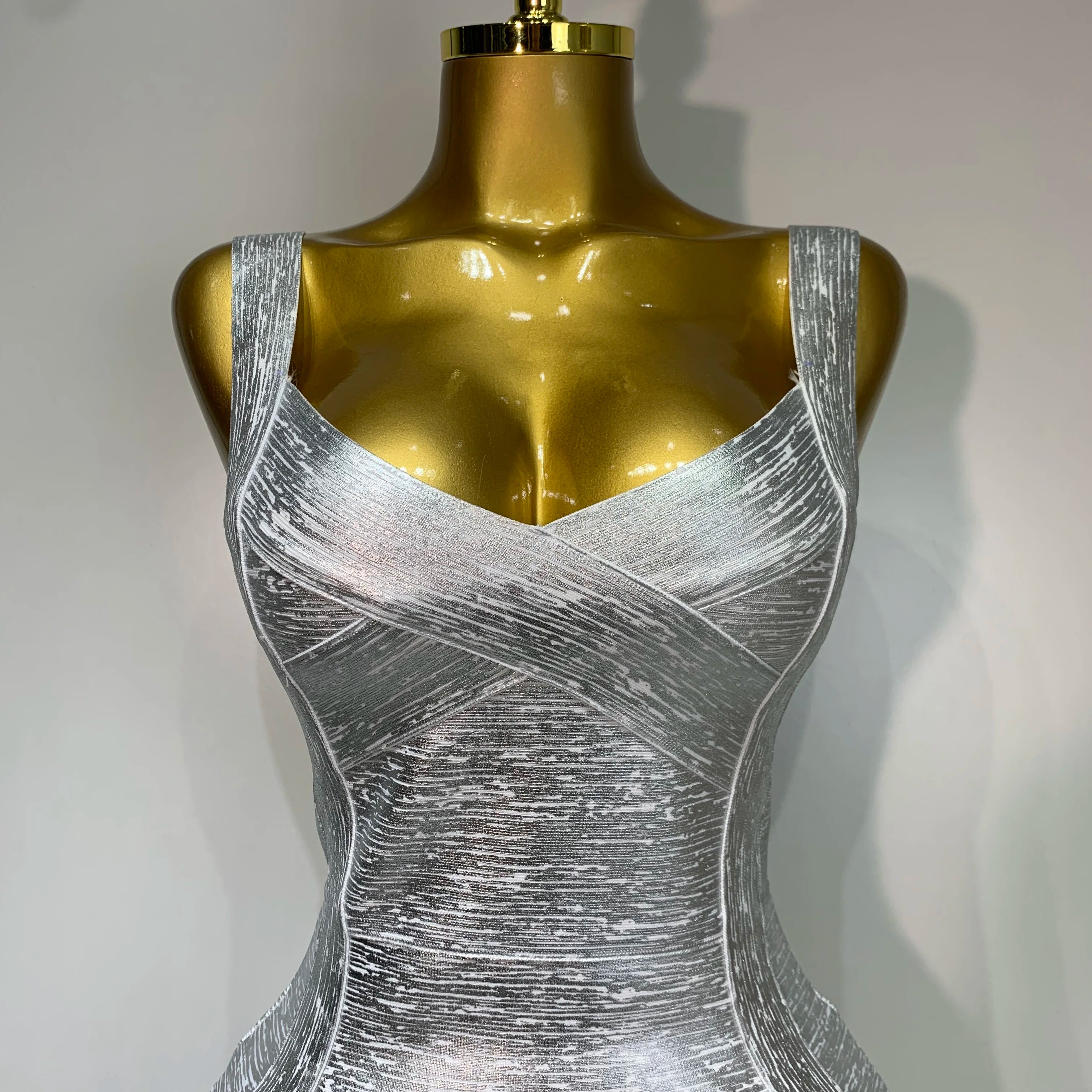 Robe moulante sans manches pour femme, tenue élégante de soirée, de cocktail, d'anniversaire, argentée et dorée, de haute qualité