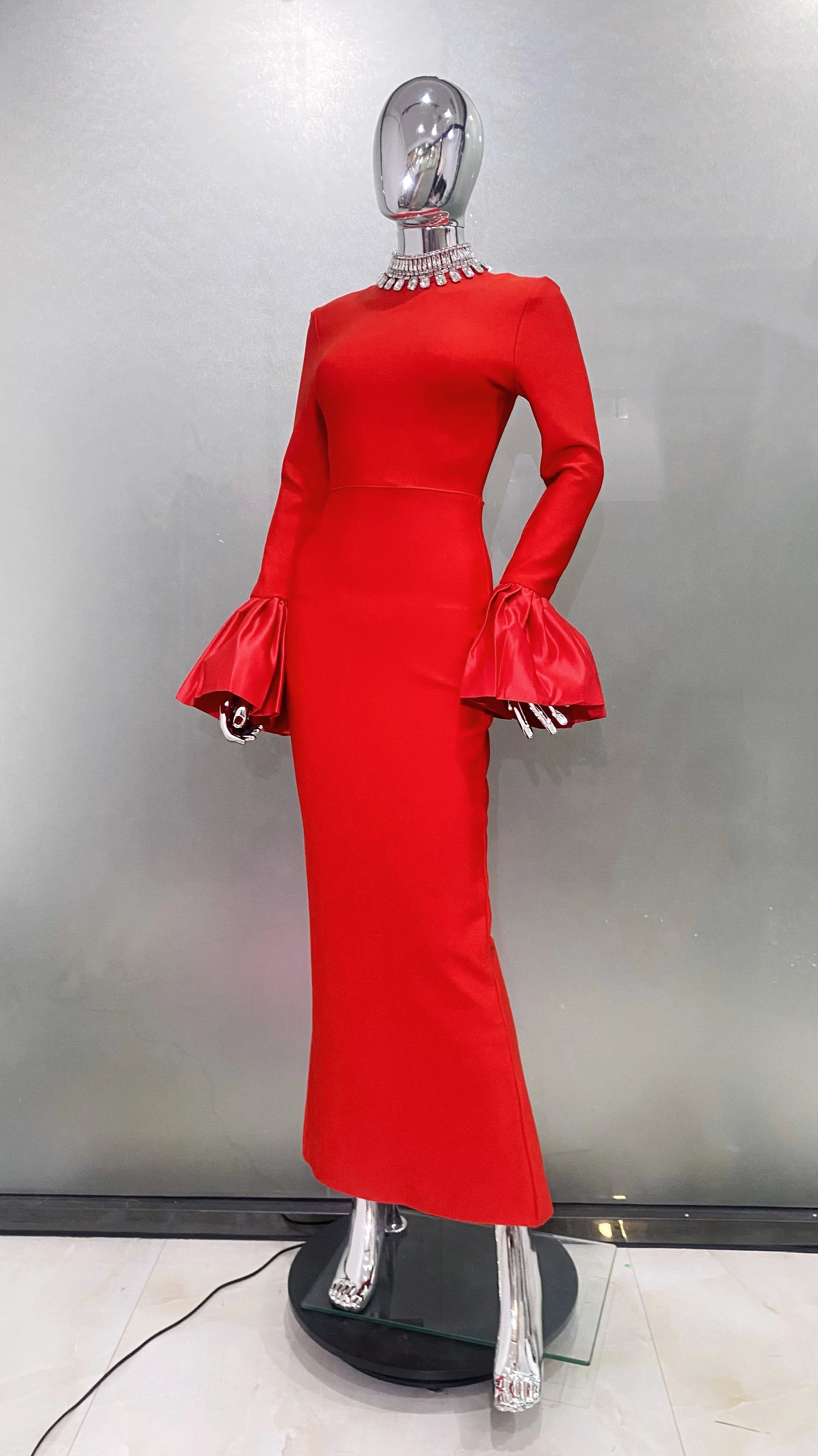Red Color Women Flare Sleeve Shinning Crystal Necklace Bodycon Bandage Long Dress Elegant Evening Party Celebrate Dress