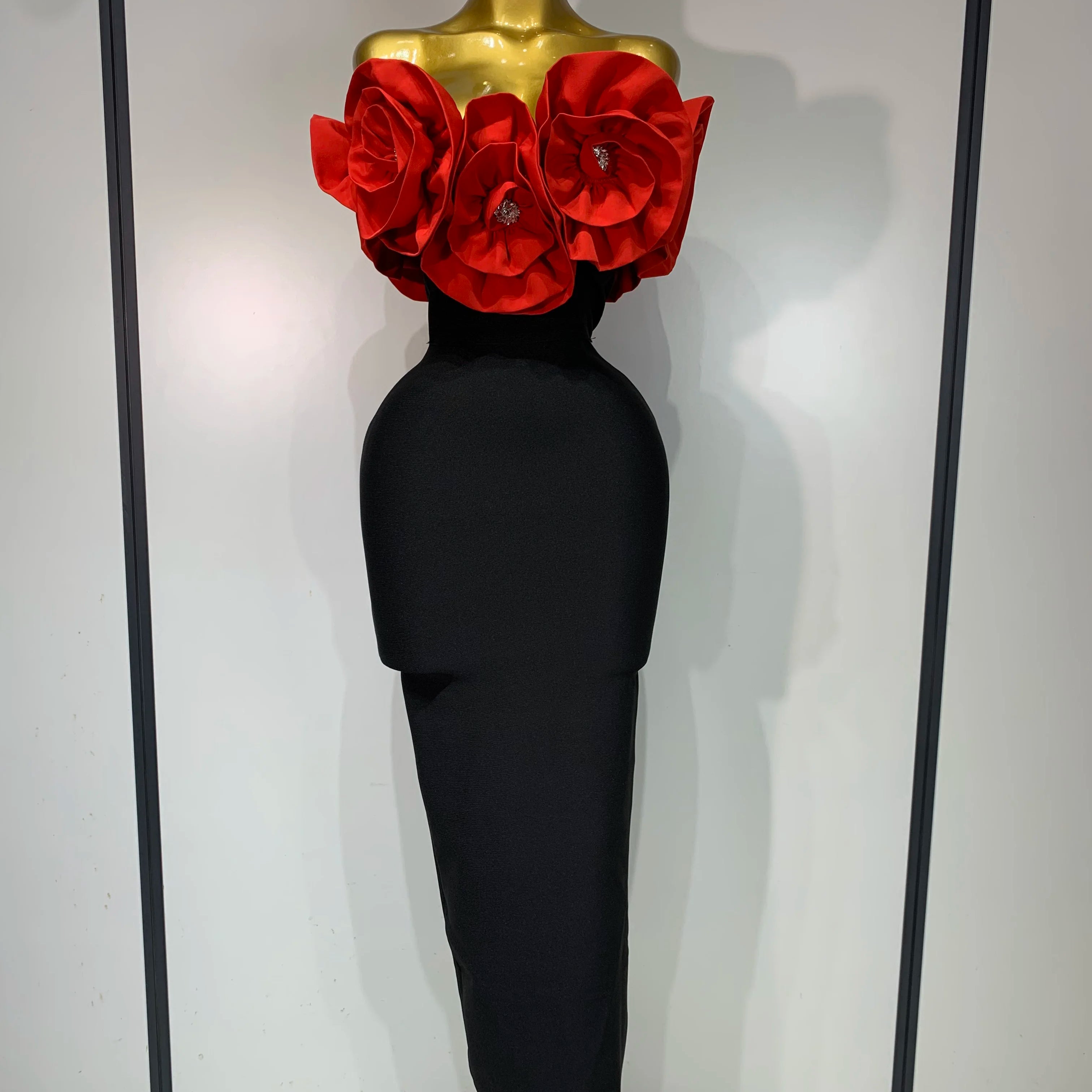 Women 2025 Sexy Off Shoulder Flower Diamonds Bodycon Bandage Dress 2025 Celebrity Elegant Evening Luxury Birthday Party Dresses