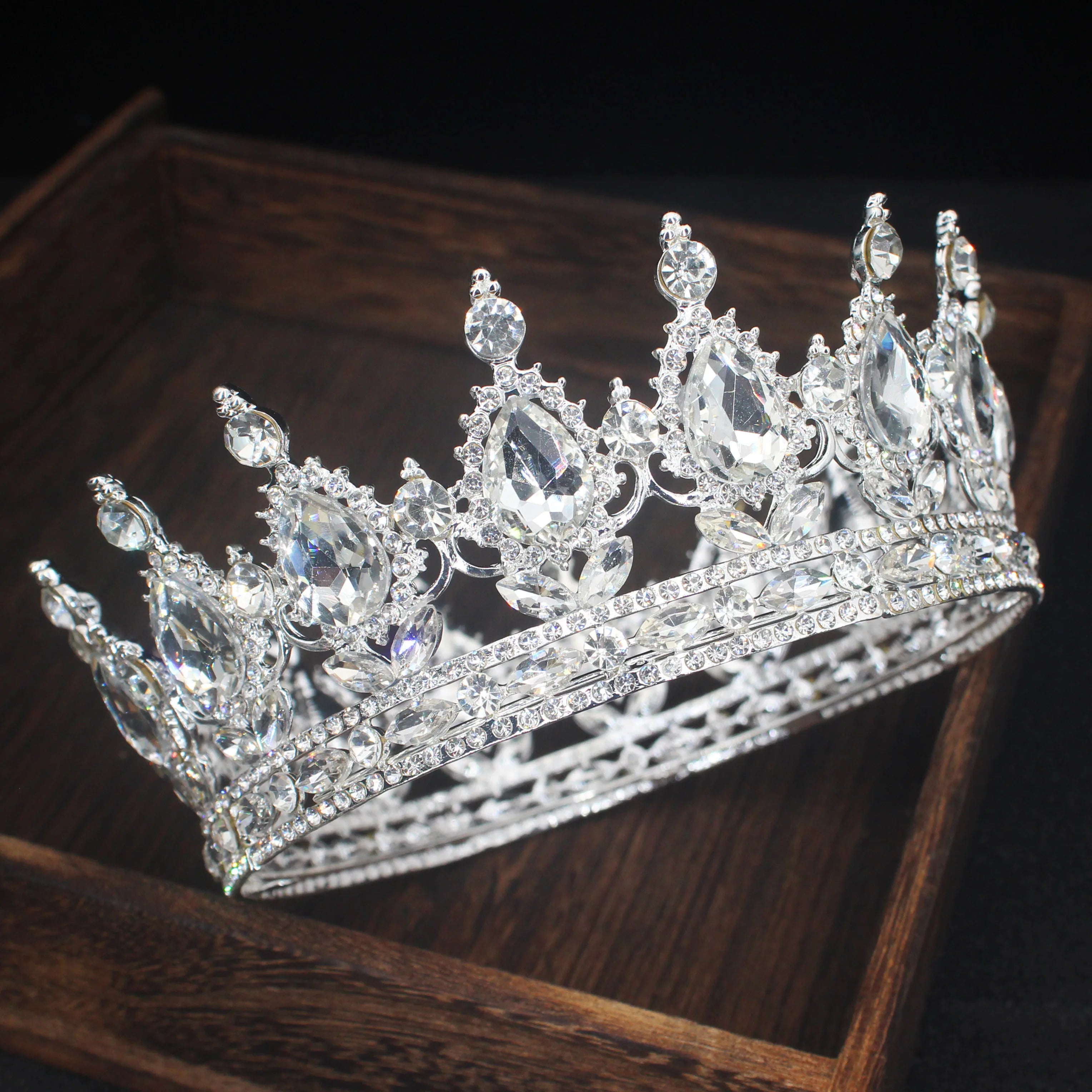 Crystal Queen King Tiaras and Crowns Bridal Diadem For Bride Women Headpiece Hair Ornaments Wedding Head Jewelry Accessories Silver Plated Crysta