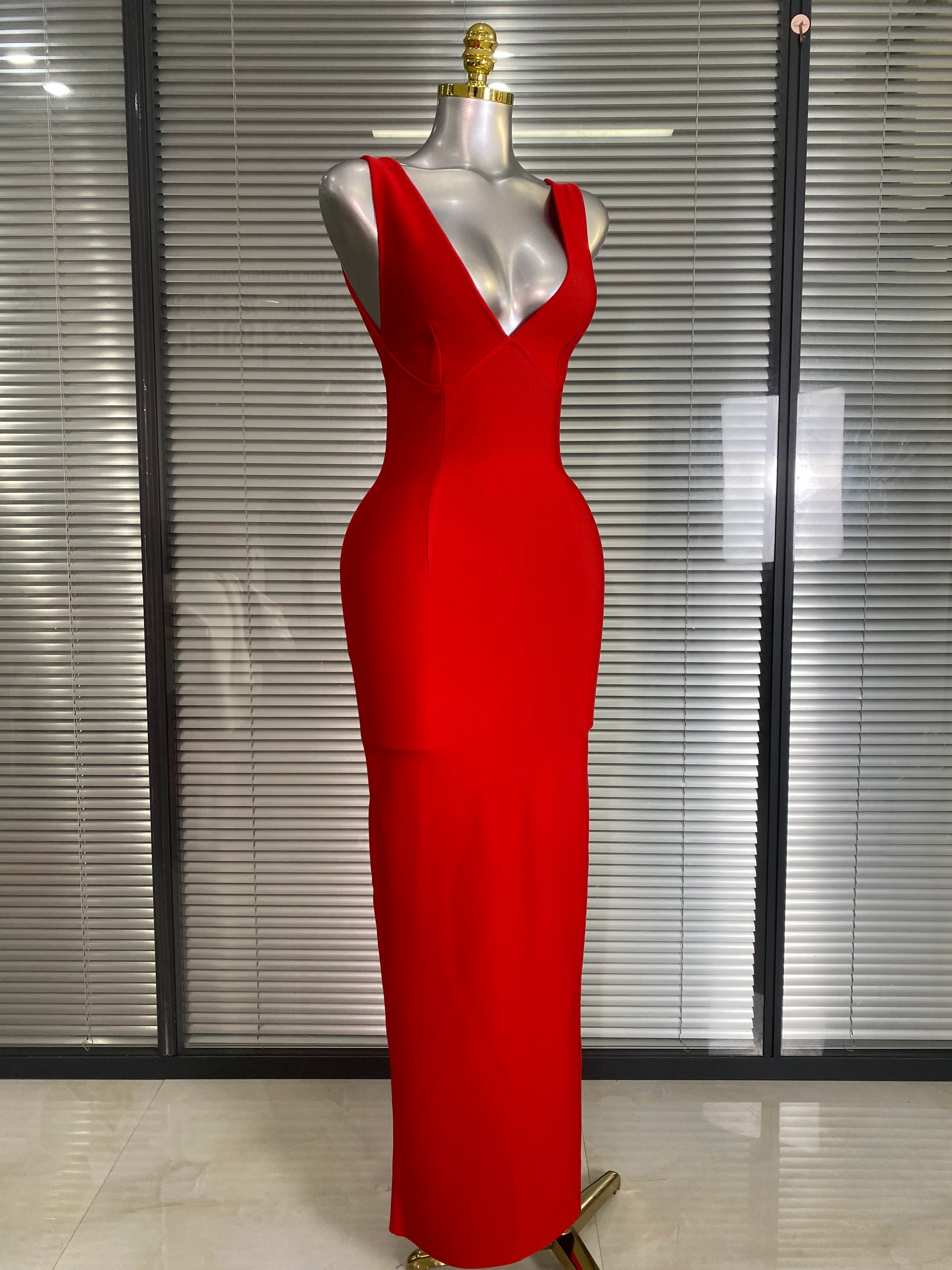 Brand New 2025 Sexy Women Deep V Neck Backless Red Bandage Dress Celebrity Knitted Elegant Bodycon Party Maxi Dress