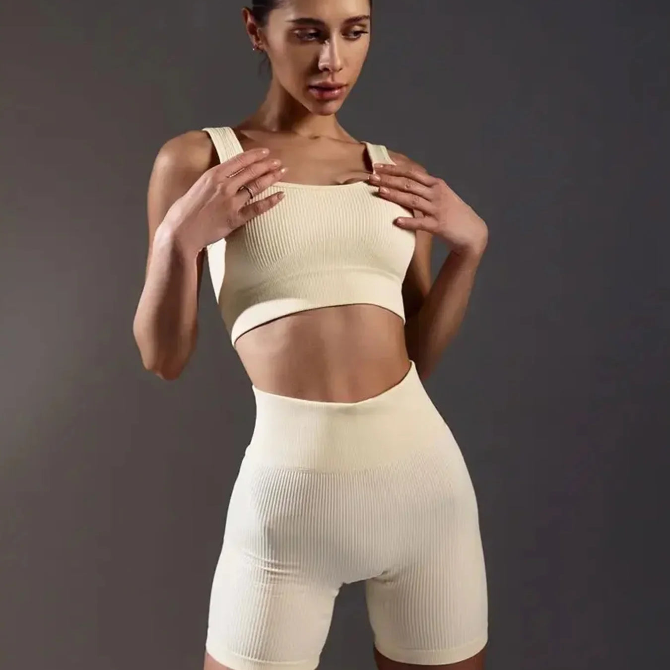 Summer White Gym Clothing Ribbed Sports Shorts Set Fitness Suit Sportswear Women Yoga Set Seamless High Waist Shorts Outfit wear Yellowish