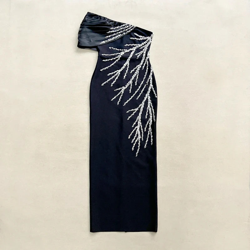 Black White Color Women Sexy One Shoulder Shinning Crystal Bodycon Long Bandage Dress Fashion Elegant Evening Party Outfit