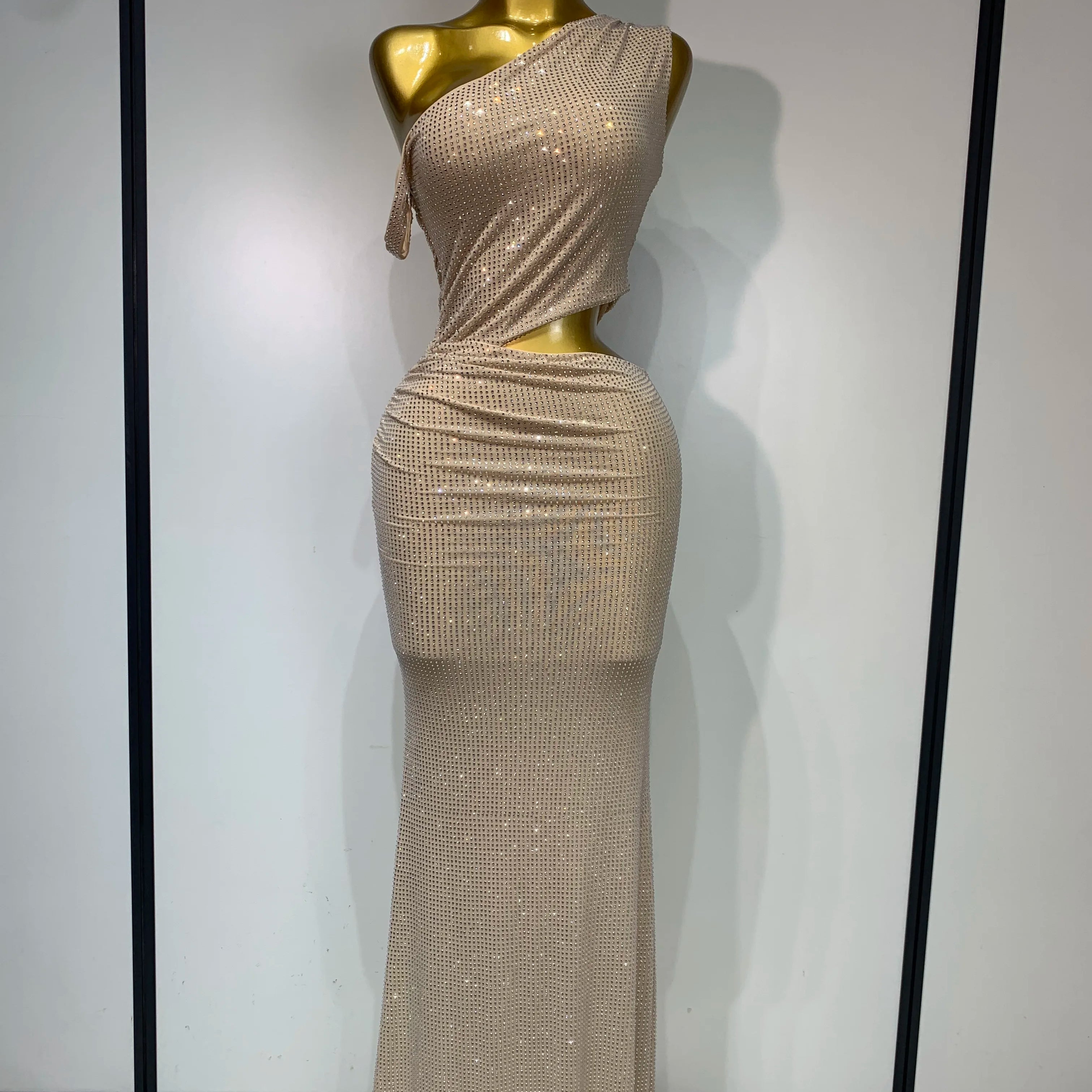Women Sexy One Shoulder Exposed Waist Diamonds Bodycon Long Dress Cut Out Luxury Crystal Dresses Evening Party Birthday Gowns