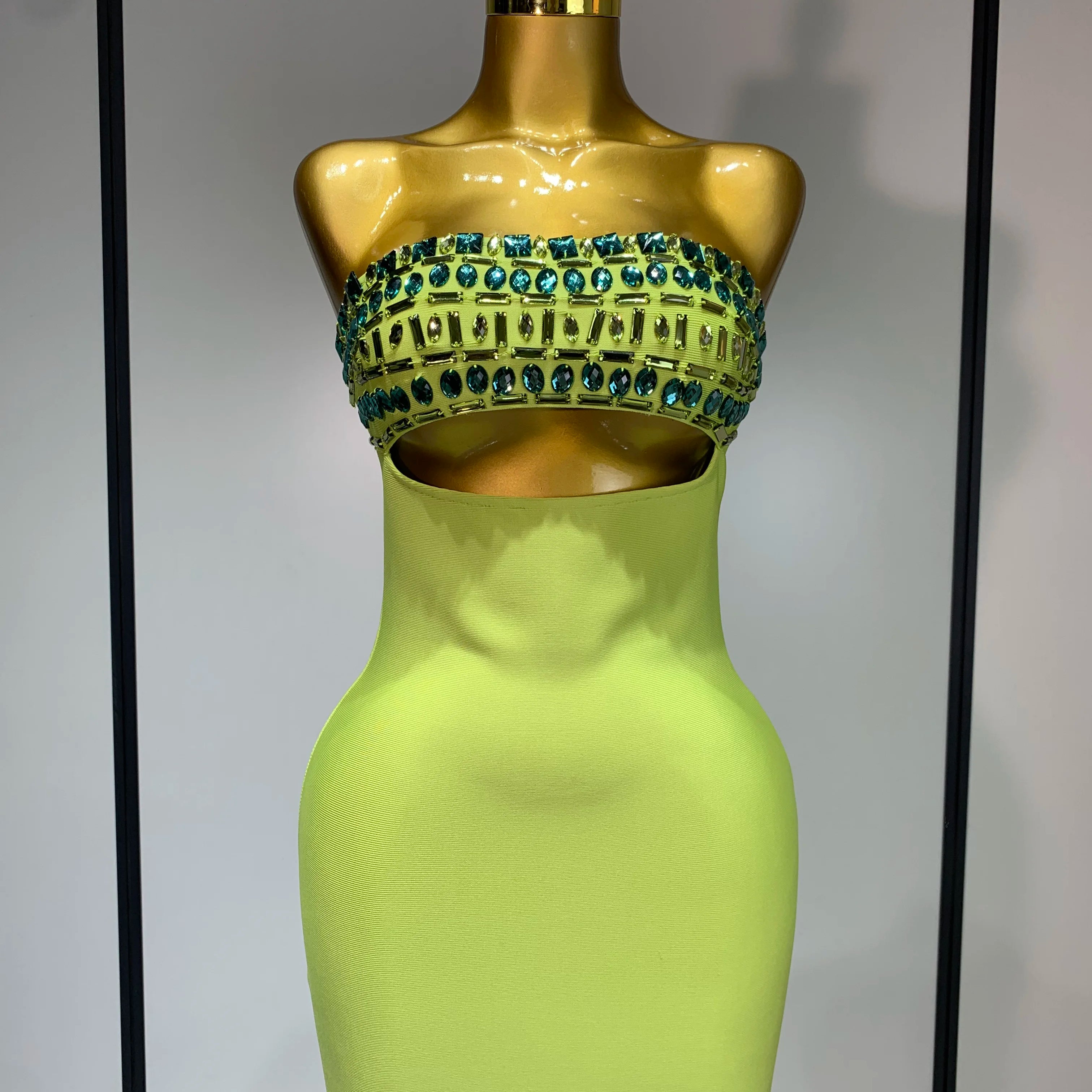 Women Celebrity Luxury Sexy Strapless Sparkly Diamond Cut Out Bodycon Bandage Dress Elegant Evening Club Party Birthday Outfit